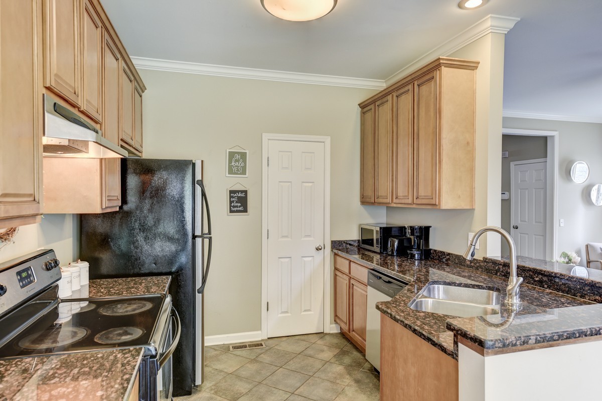 1709 6th Ave, N Unit: A