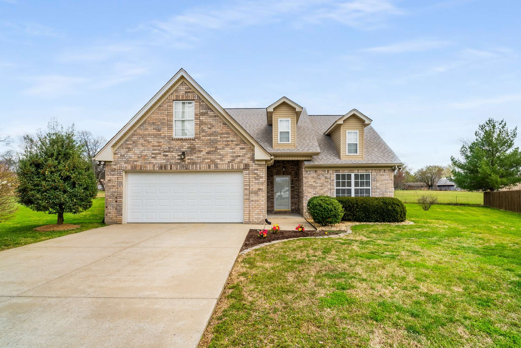 1062 Monticello Pl