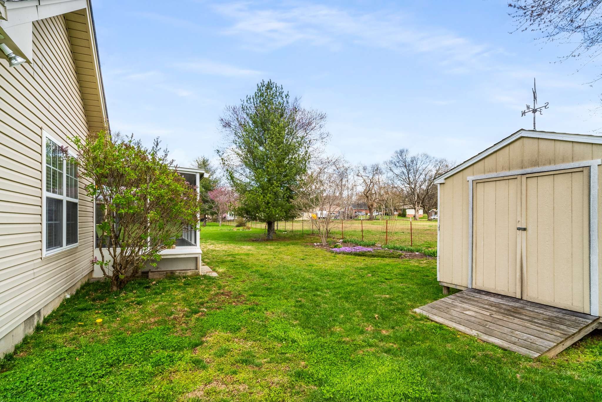 1062 Monticello Pl