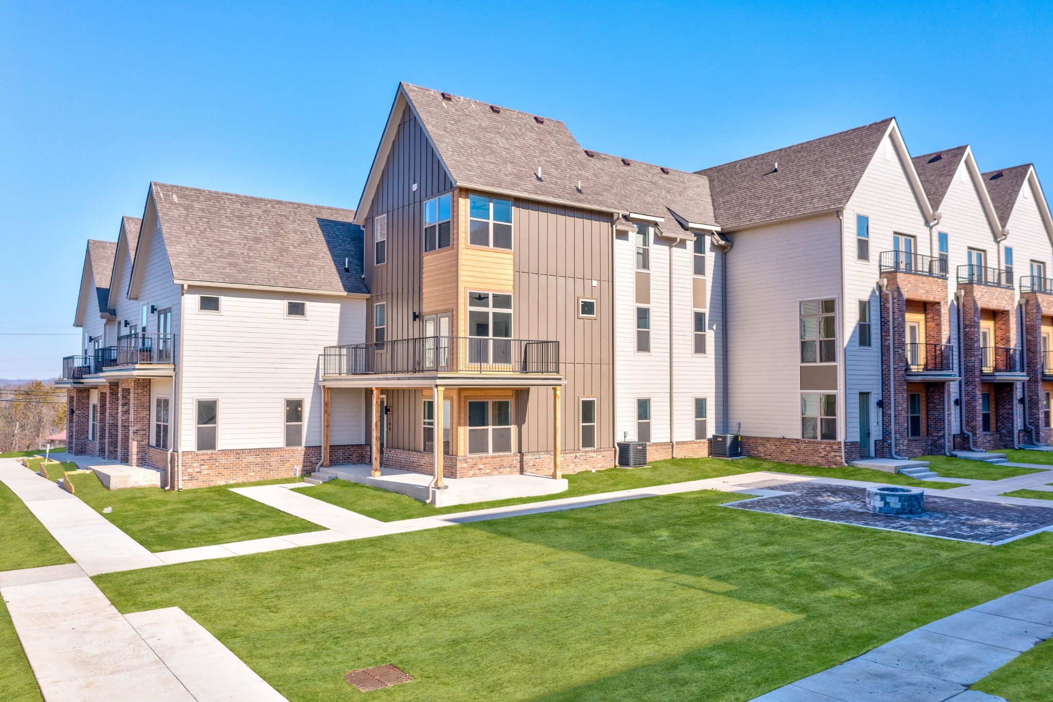 7341 Charlotte Pike Unit: 123