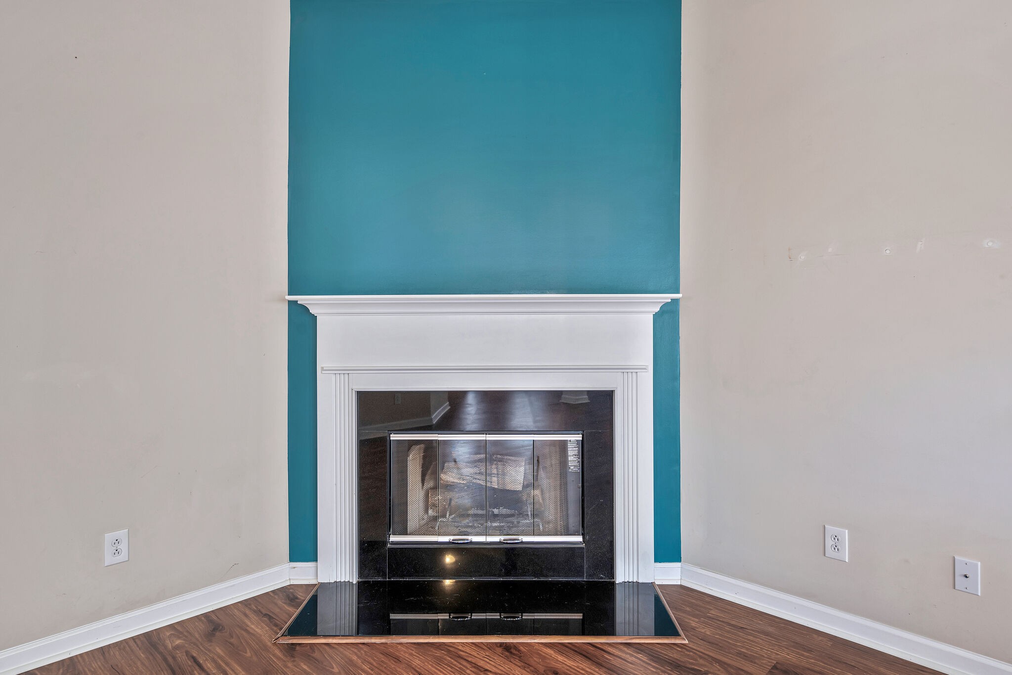 206 Turnberry Cir