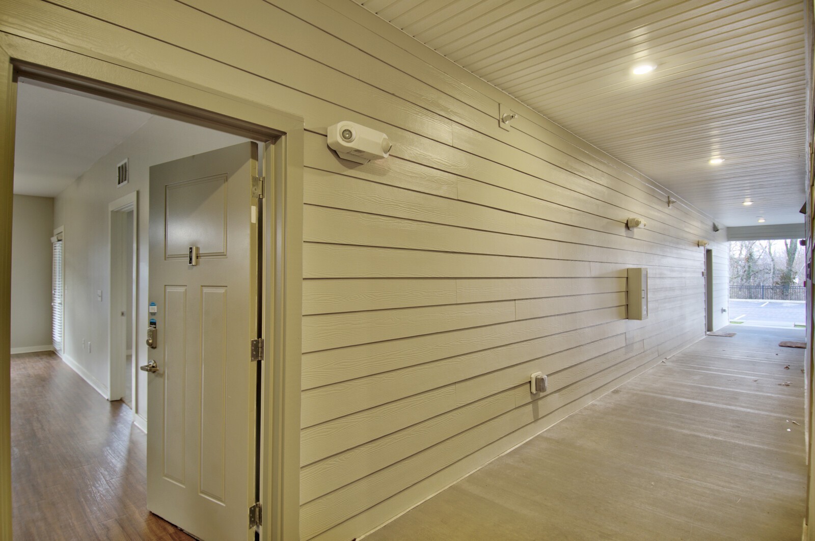 414 Rosedale Ave Unit: 103