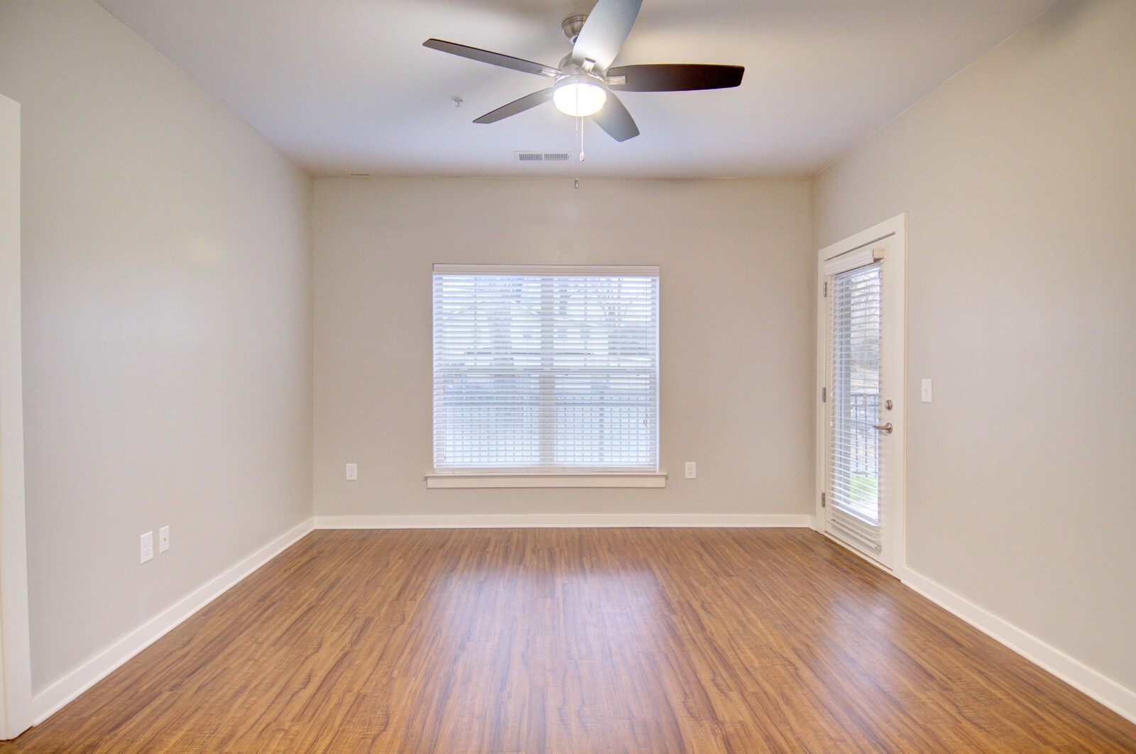 414 Rosedale Ave Unit: 103