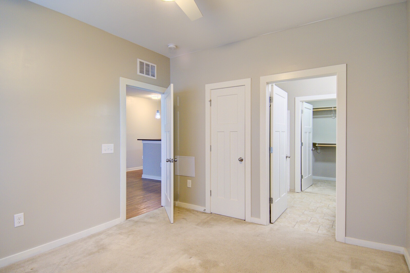 414 Rosedale Ave Unit: 103