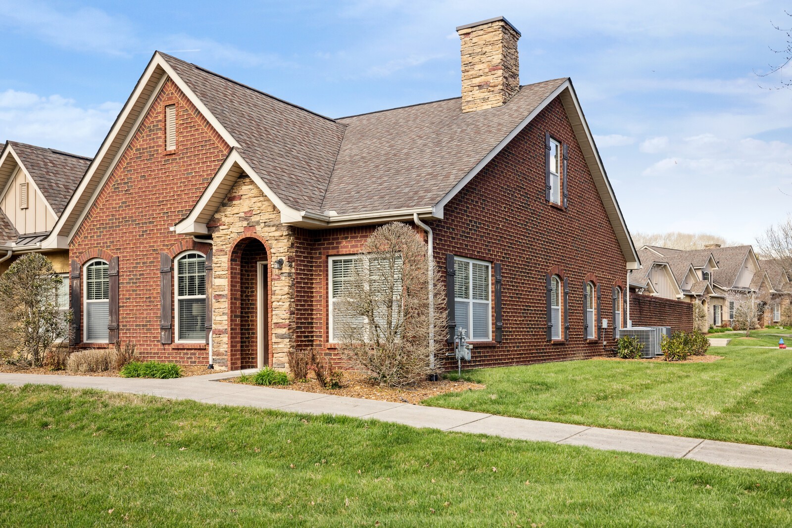 100 Placid Grove Ln Unit: 101