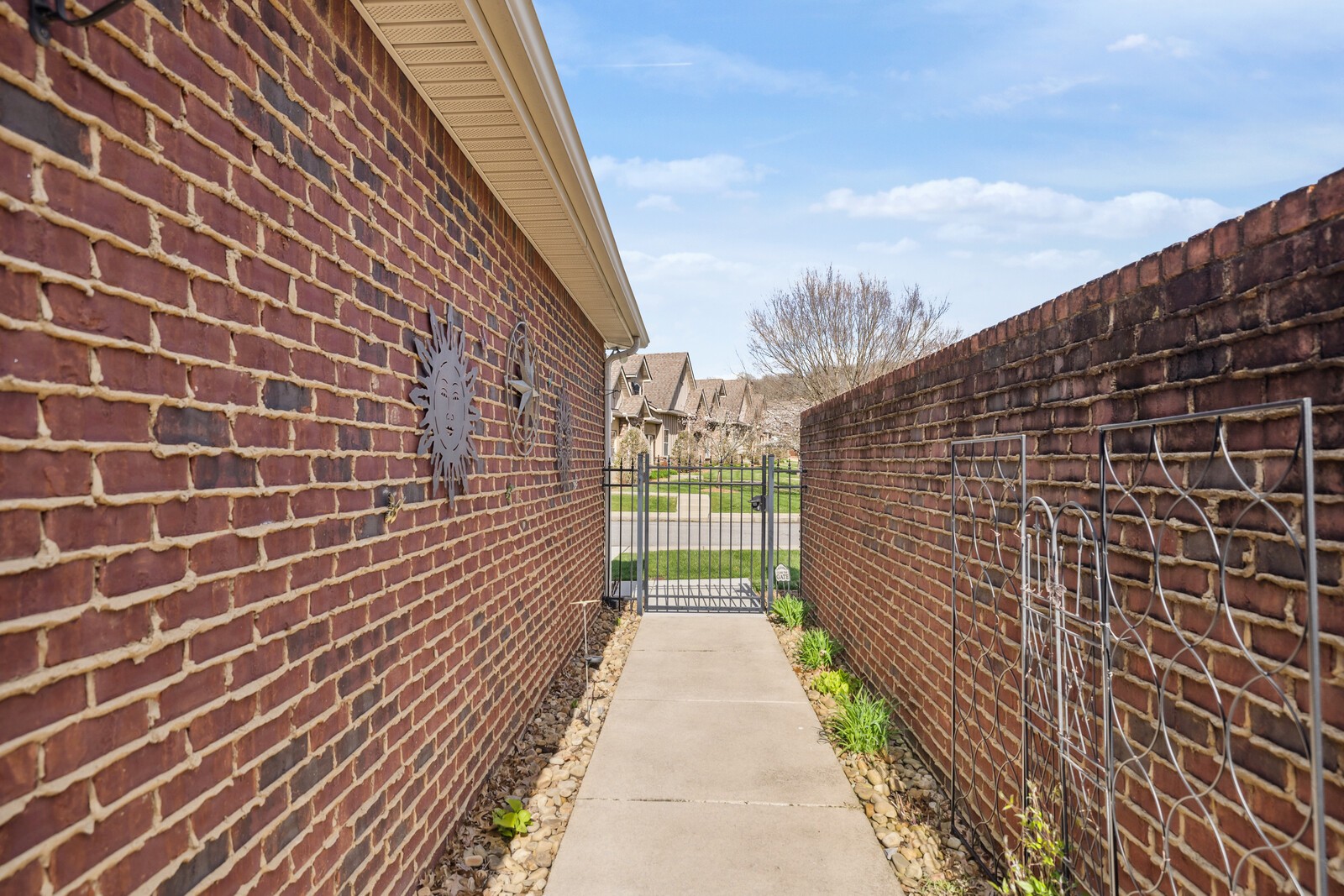 100 Placid Grove Ln Unit: 101