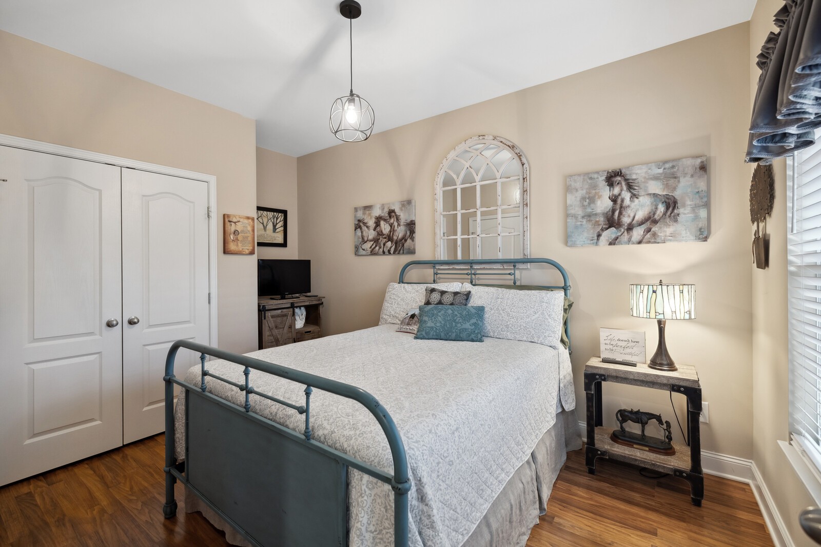 100 Placid Grove Ln Unit: 101