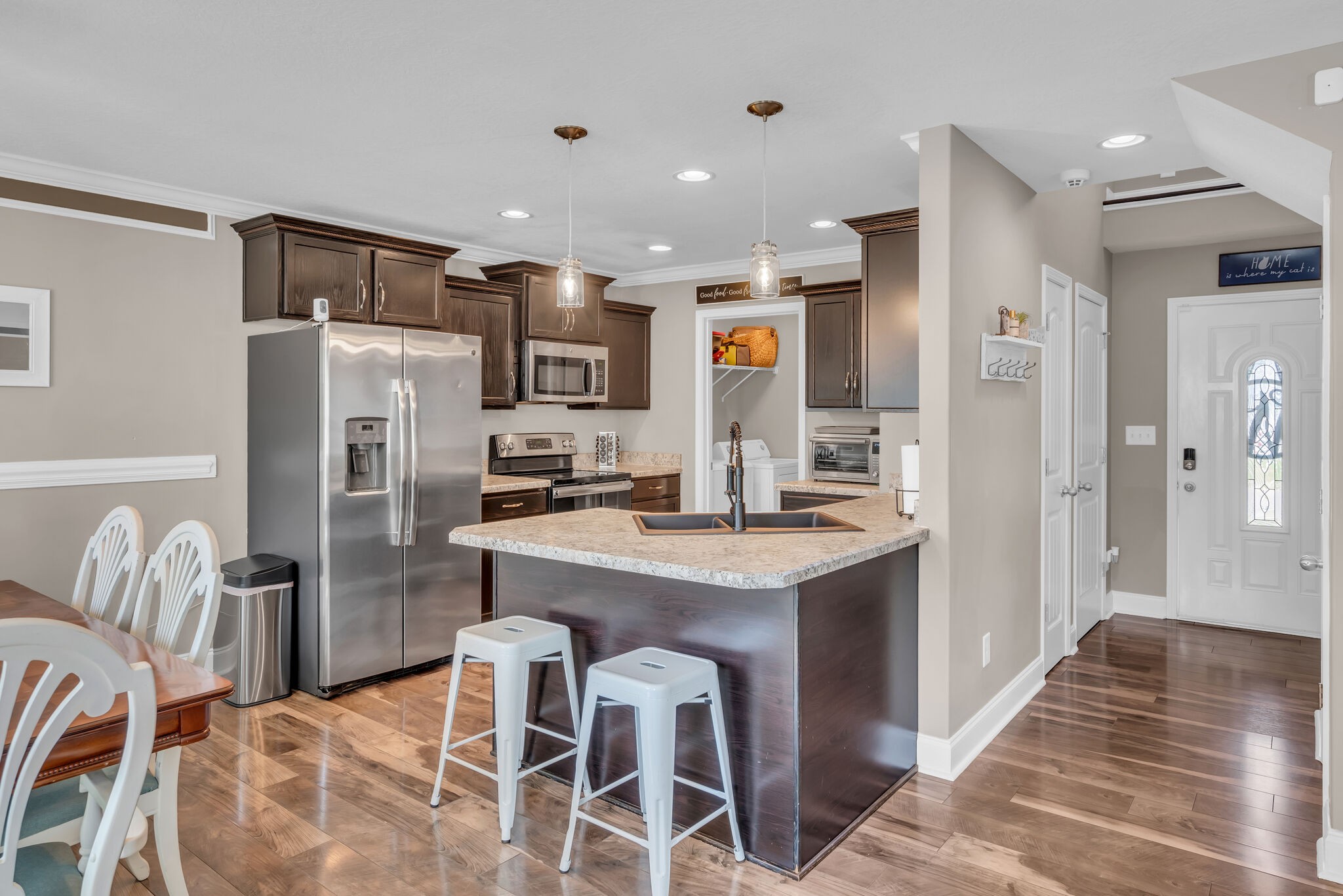 490 Medallion Cir