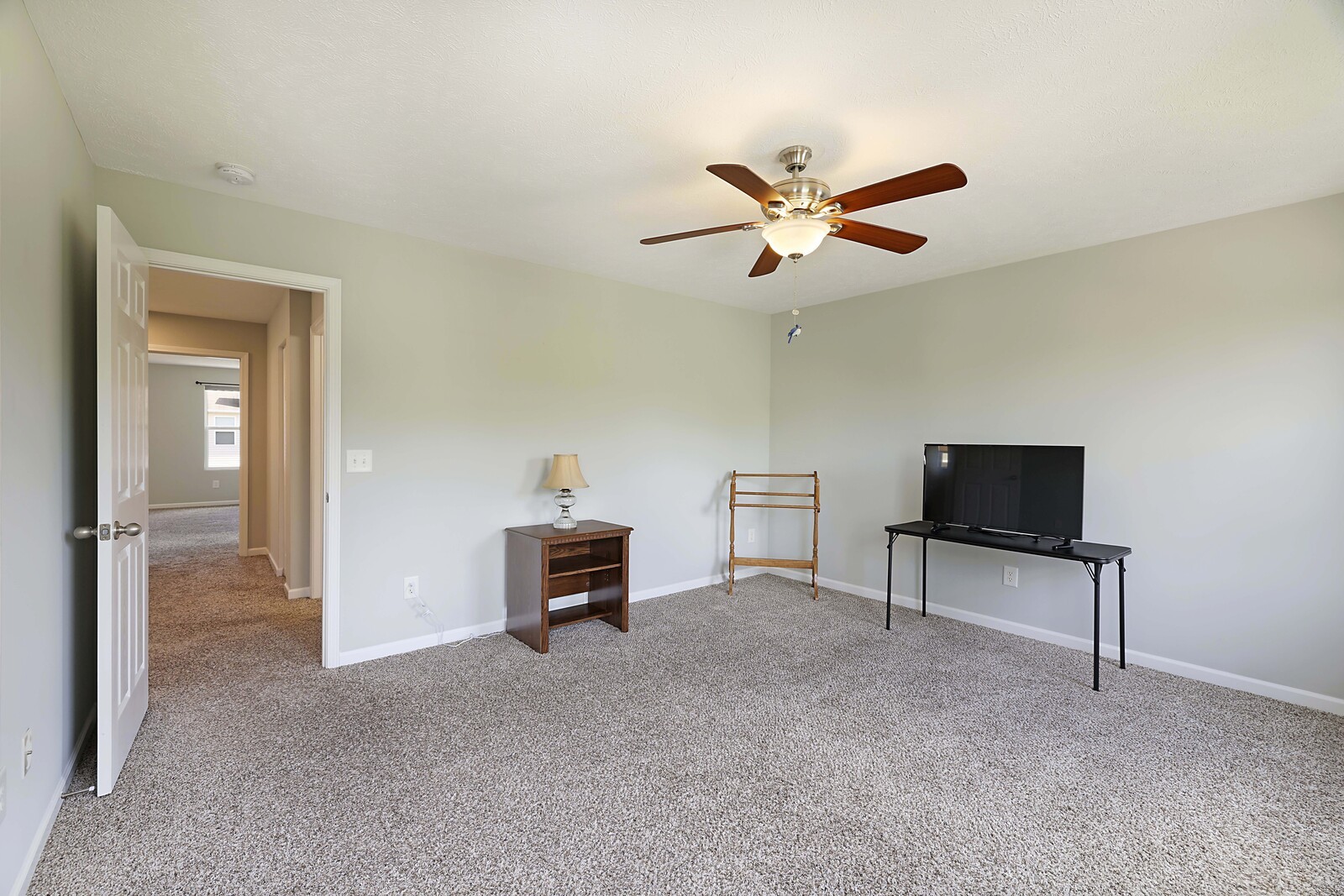818 Creek Oak Dr