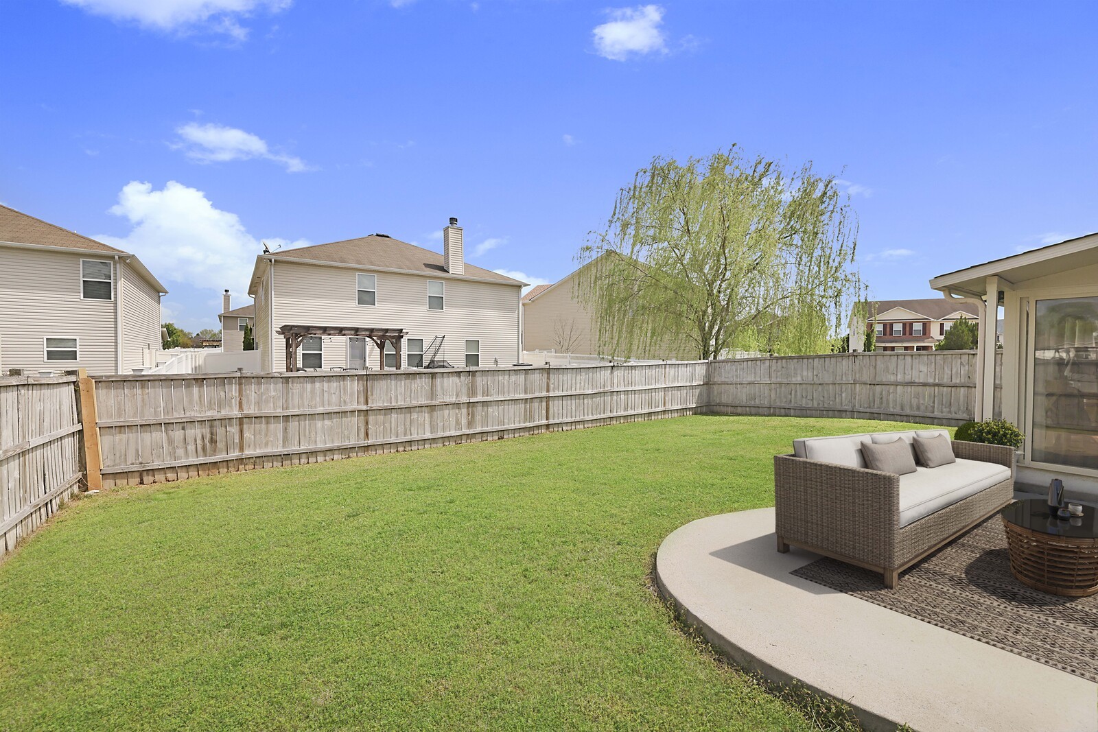 818 Creek Oak Dr