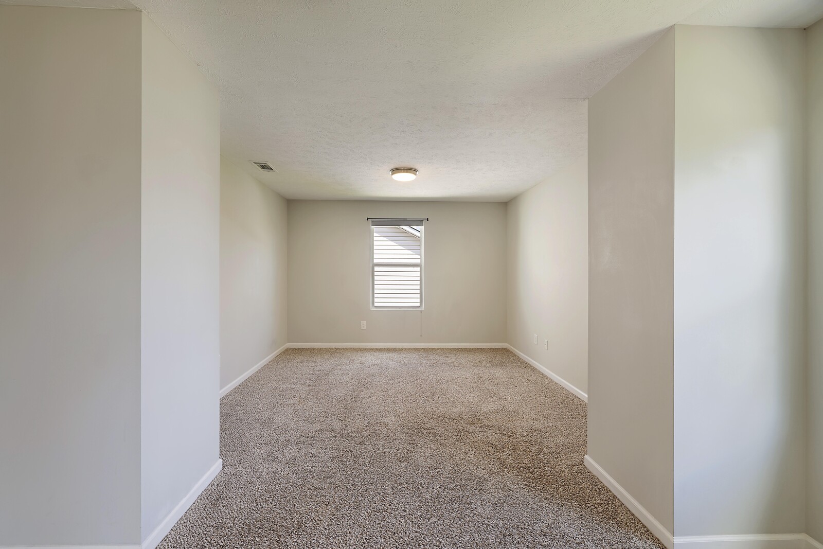 818 Creek Oak Dr