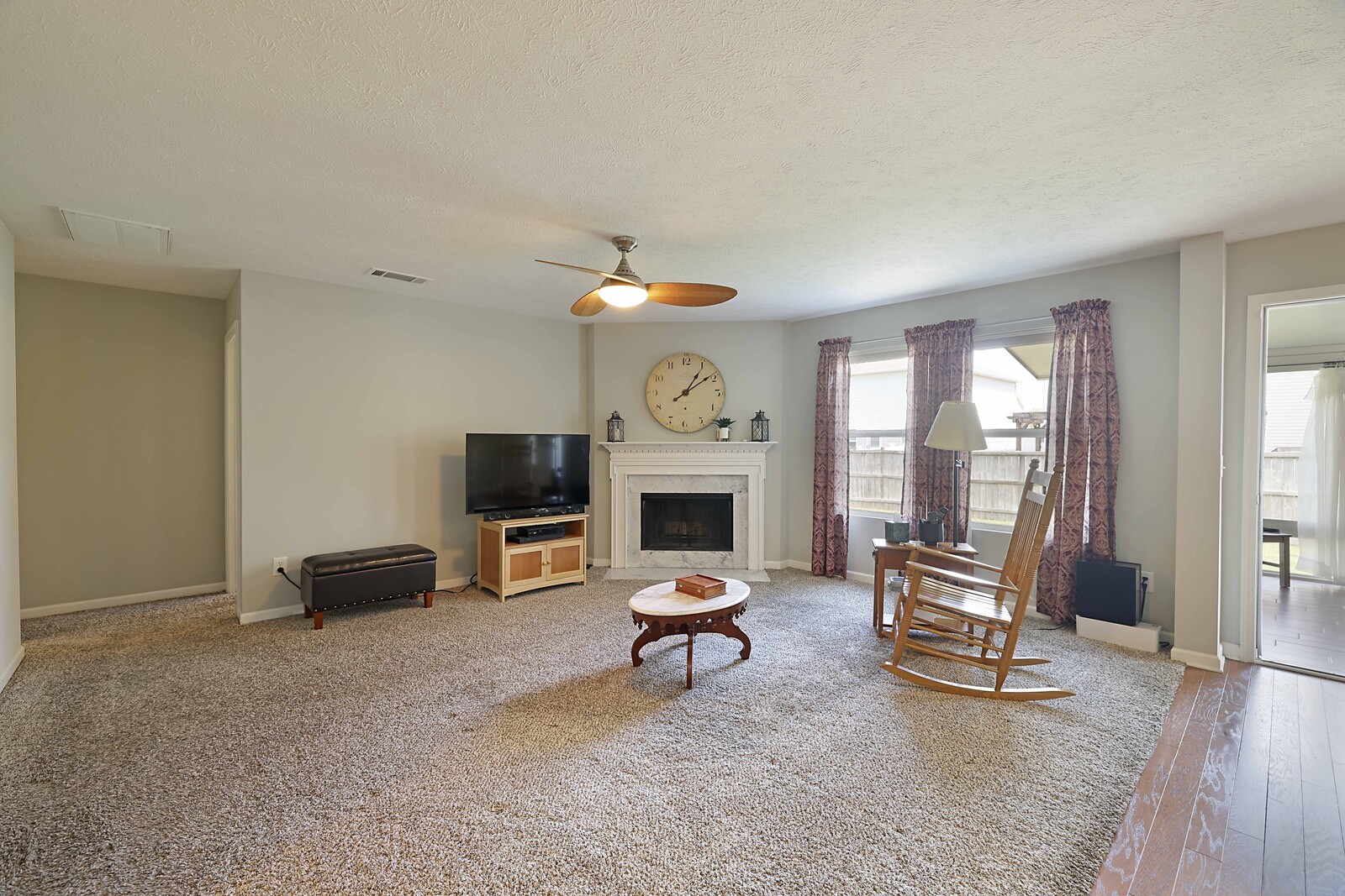 818 Creek Oak Dr