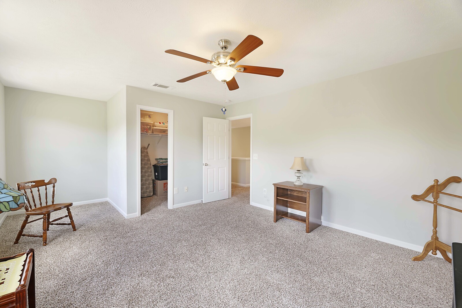 818 Creek Oak Dr