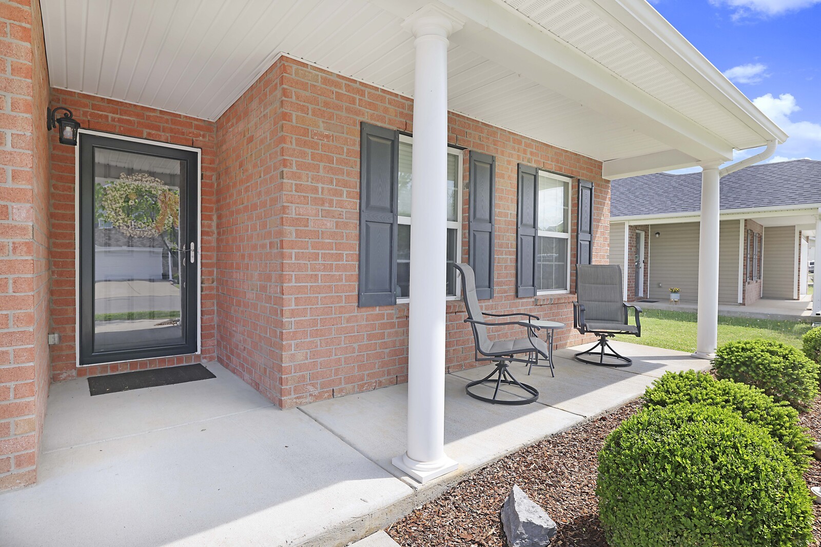 818 Creek Oak Dr