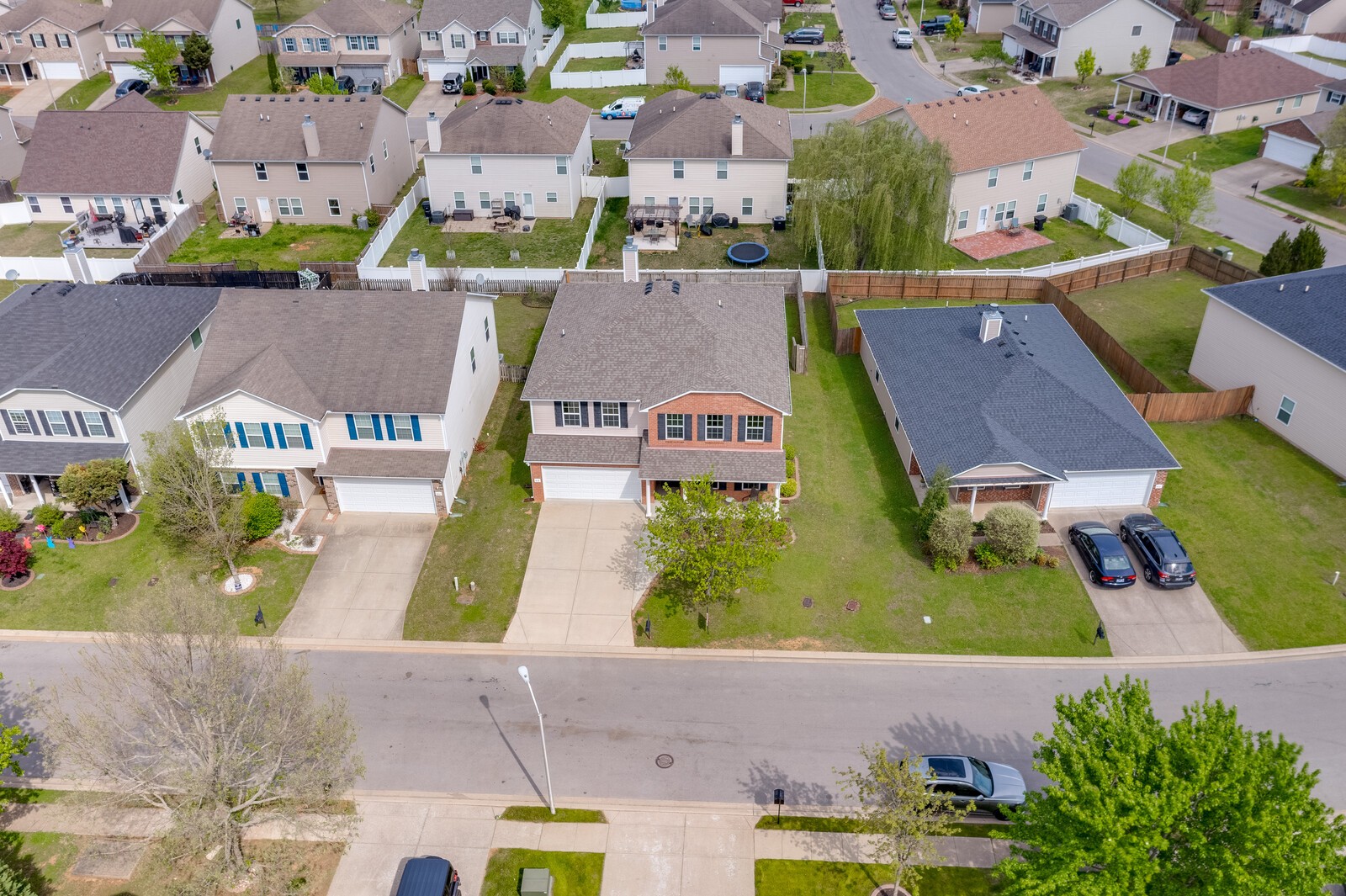 818 Creek Oak Dr