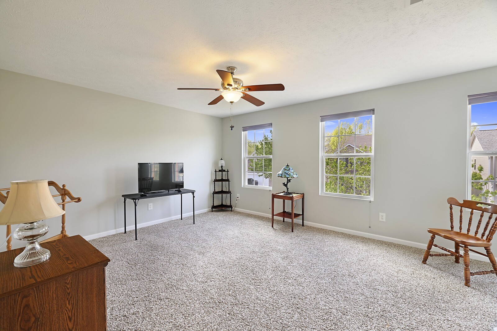 818 Creek Oak Dr