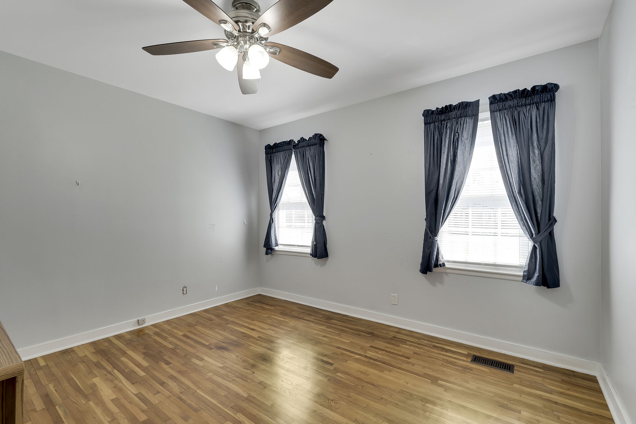 102 Walnut St