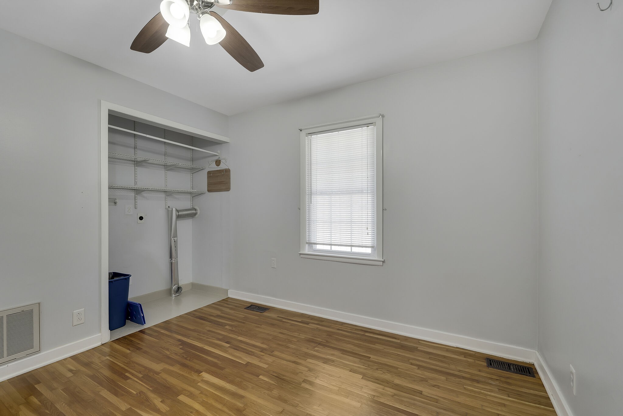 102 Walnut St