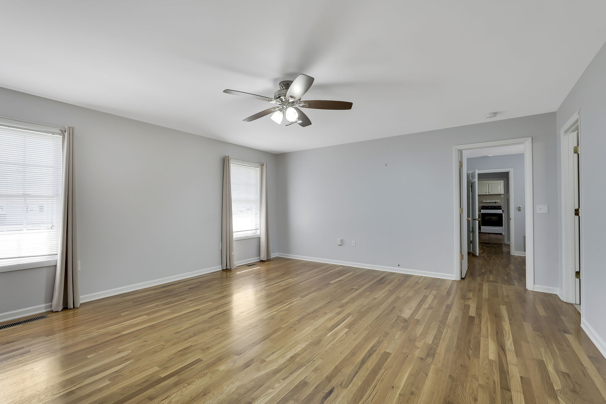 102 Walnut St