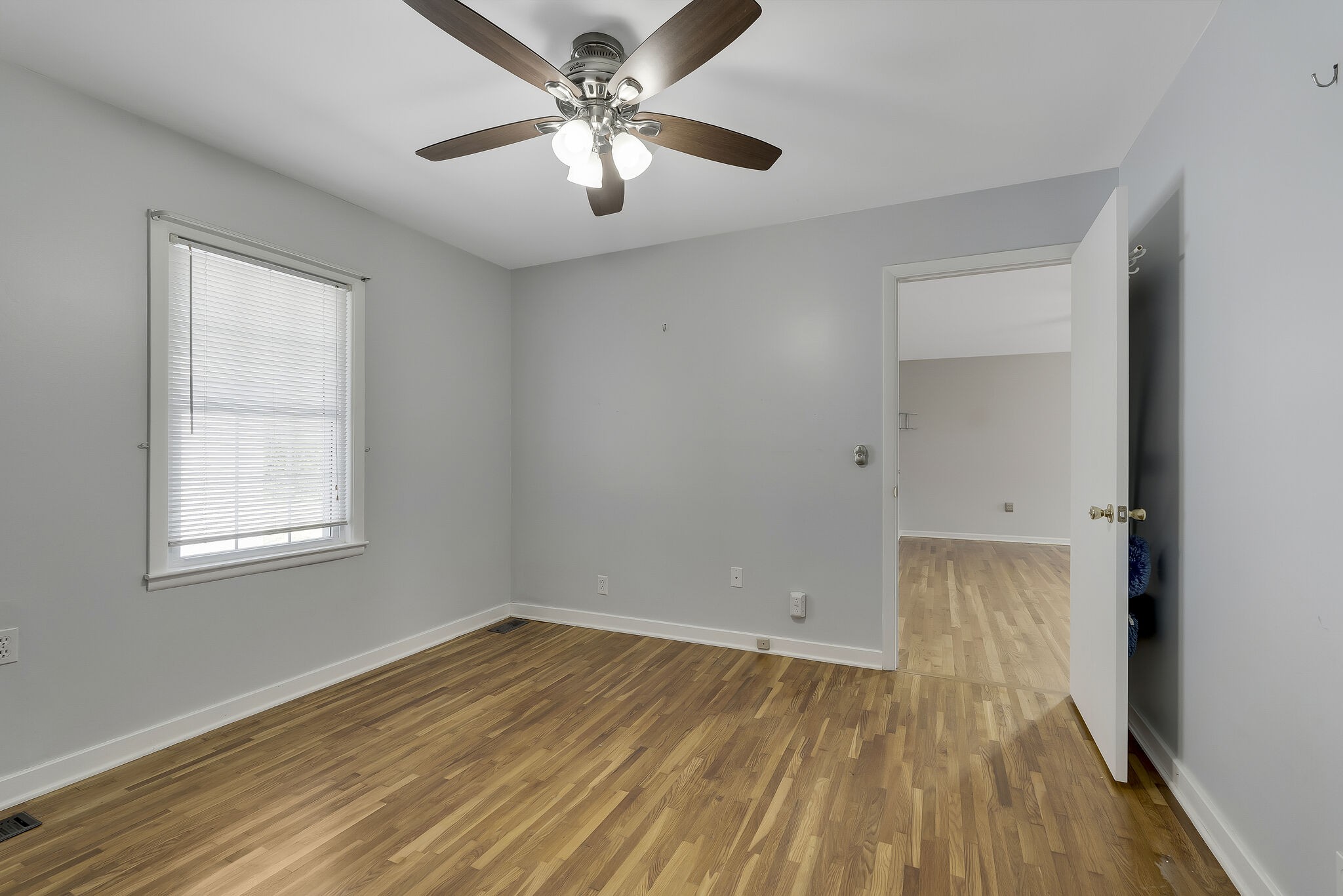 102 Walnut St