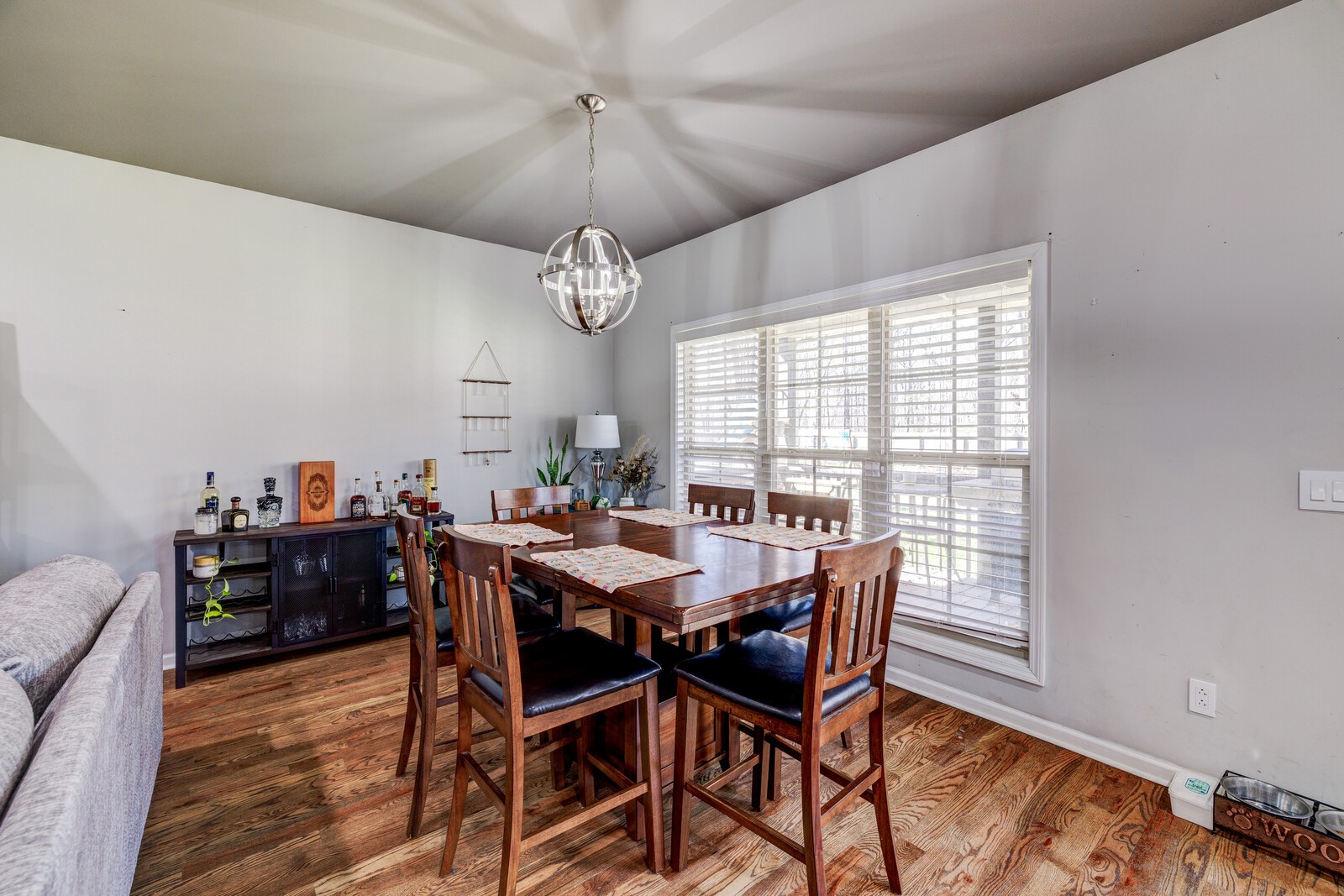5944 Highway 431, N