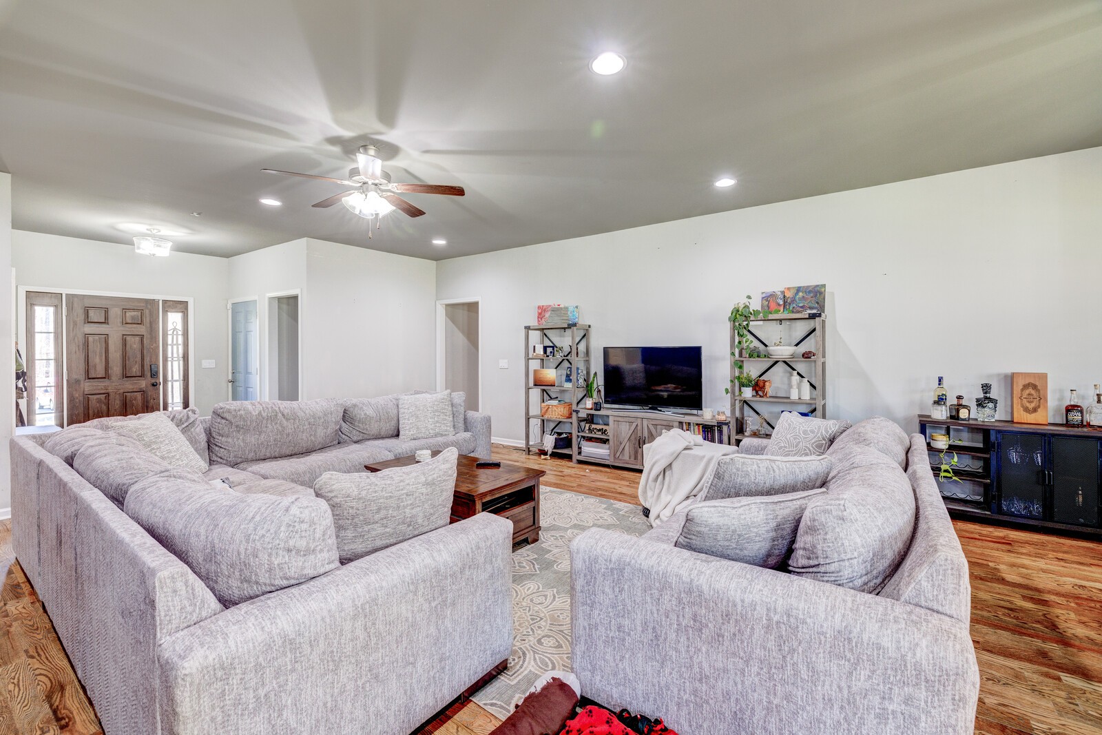 5944 Highway 431, N
