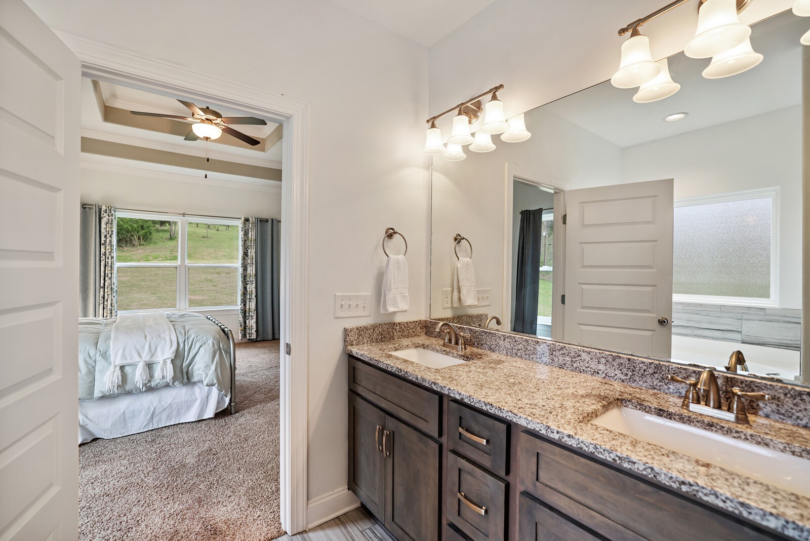 57 Hillside Cove Dr
