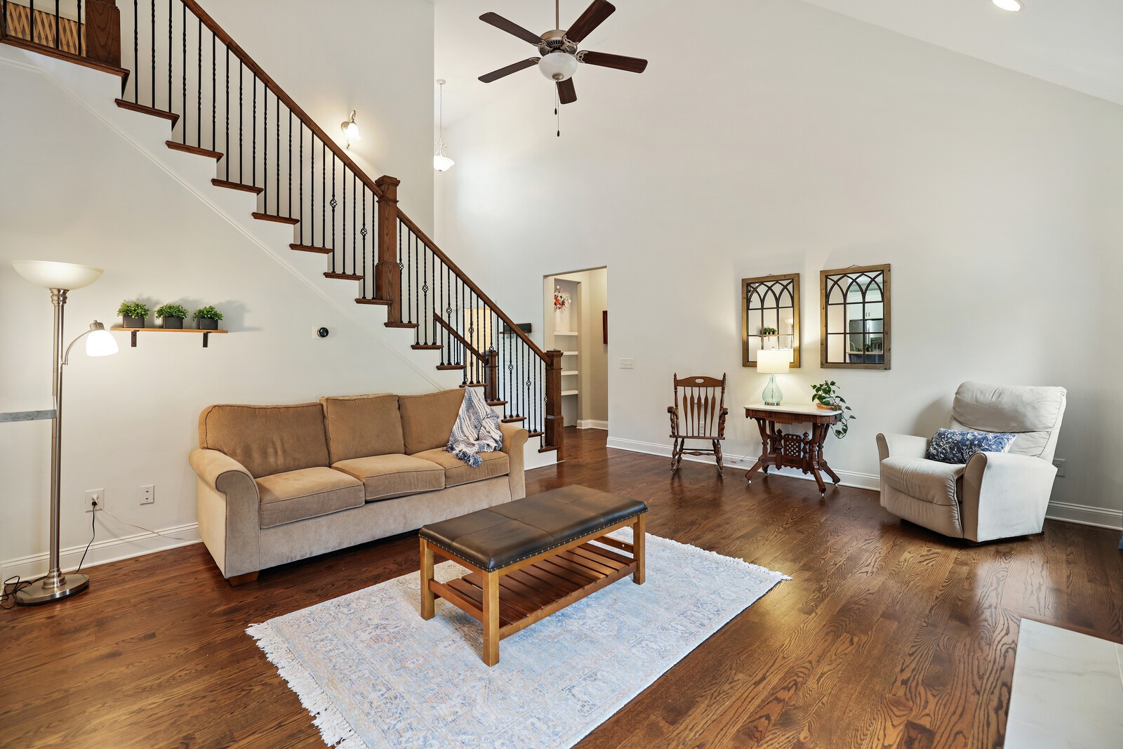 57 Hillside Cove Dr