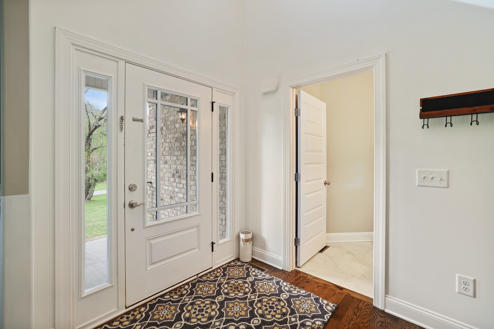 57 Hillside Cove Dr