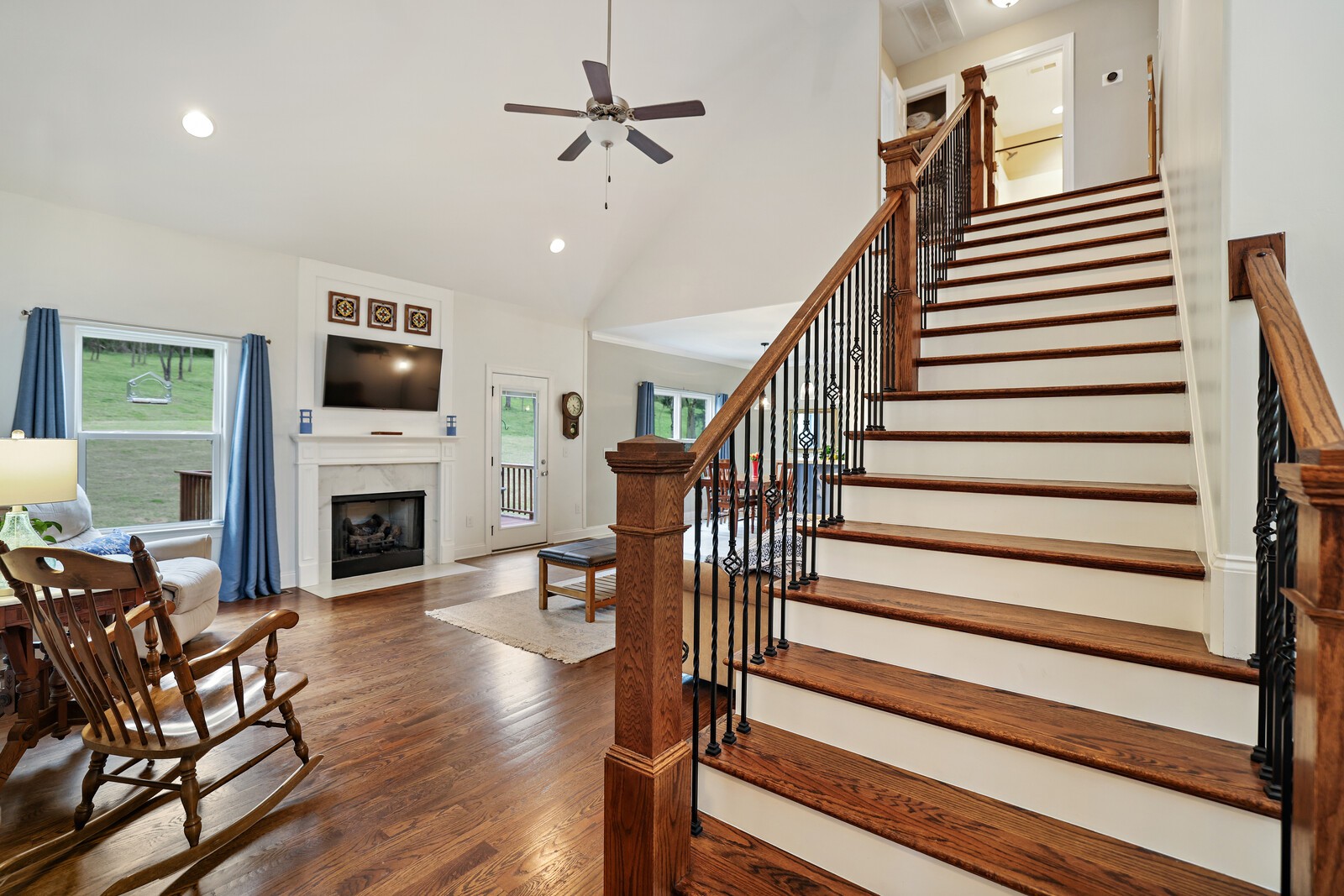 57 Hillside Cove Dr