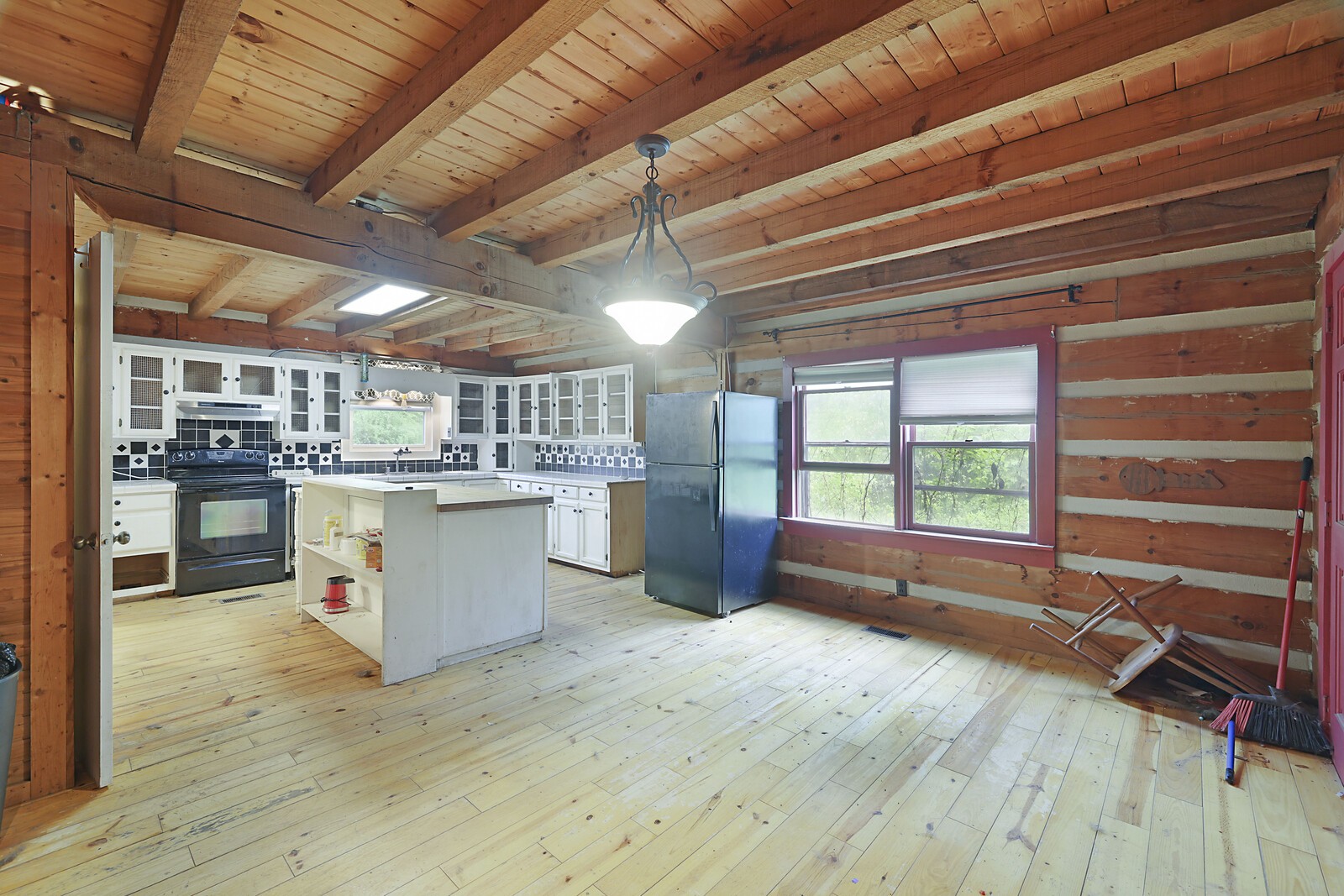 946 Allen Rd