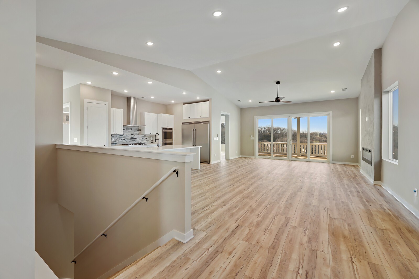 1593 Boxwood Dr