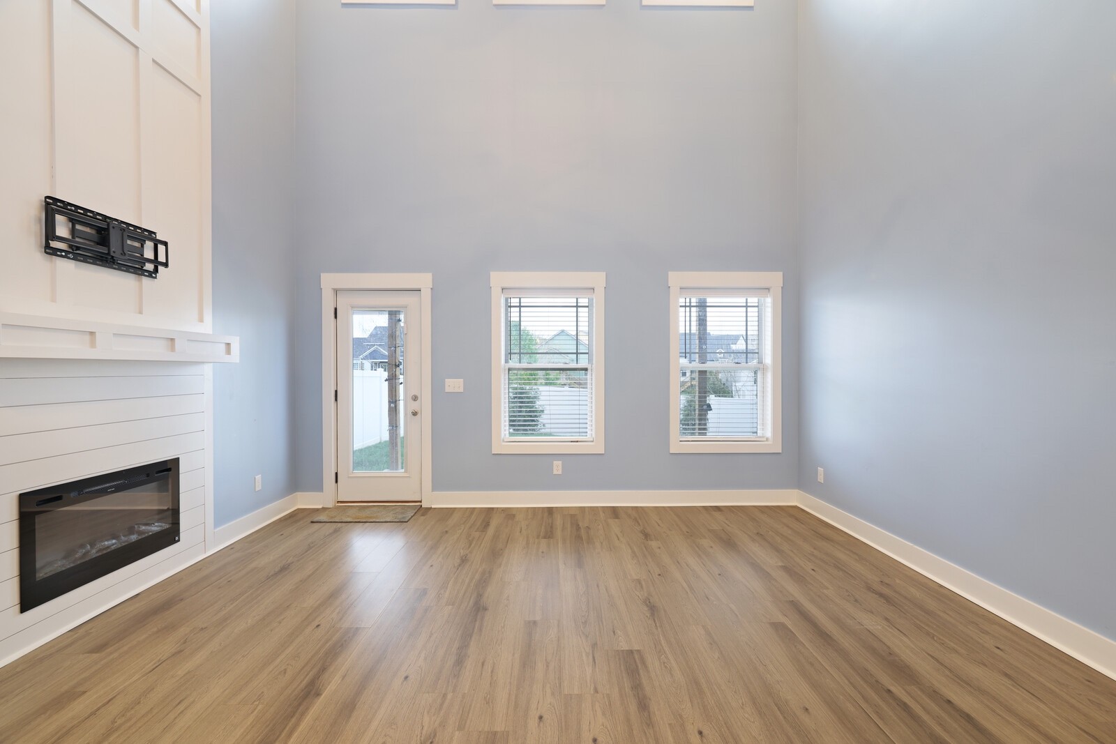 243 Daniel St
