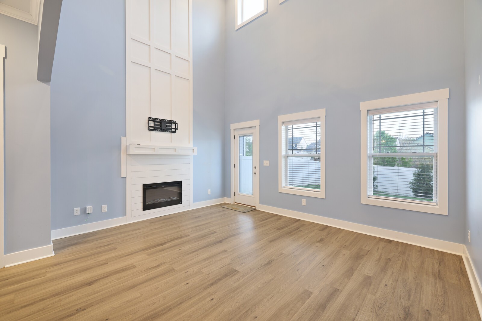 243 Daniel St