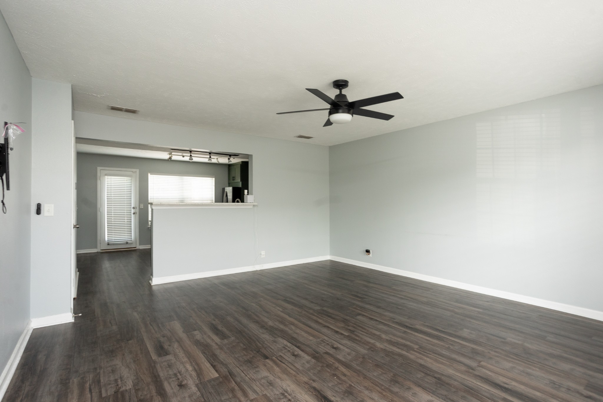 381 Shoshone Pl