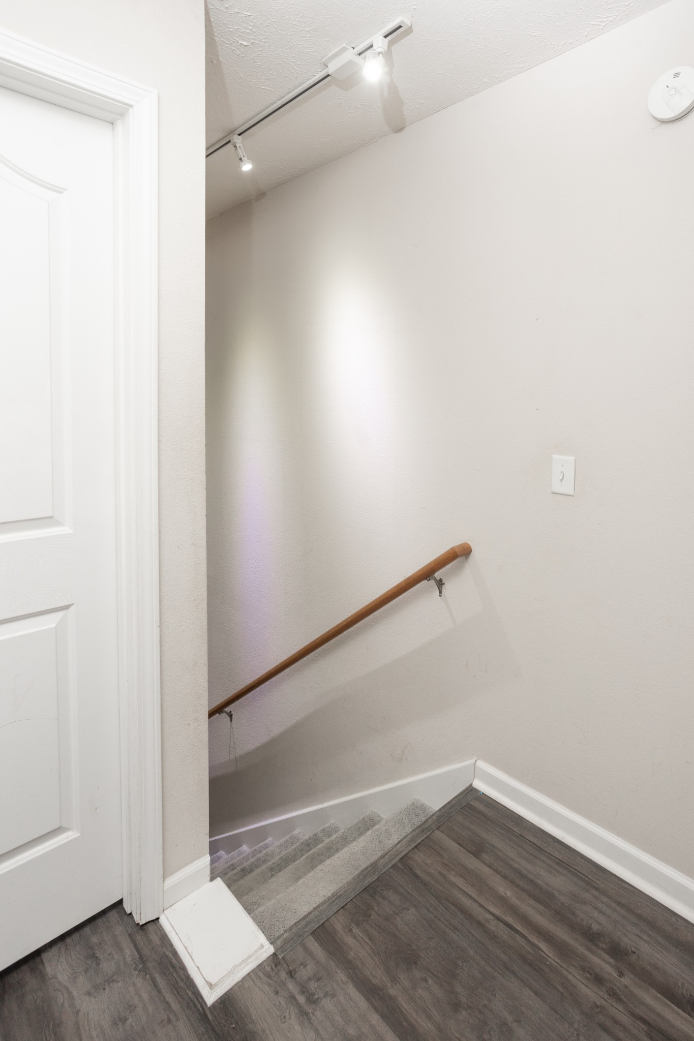 381 Shoshone Pl