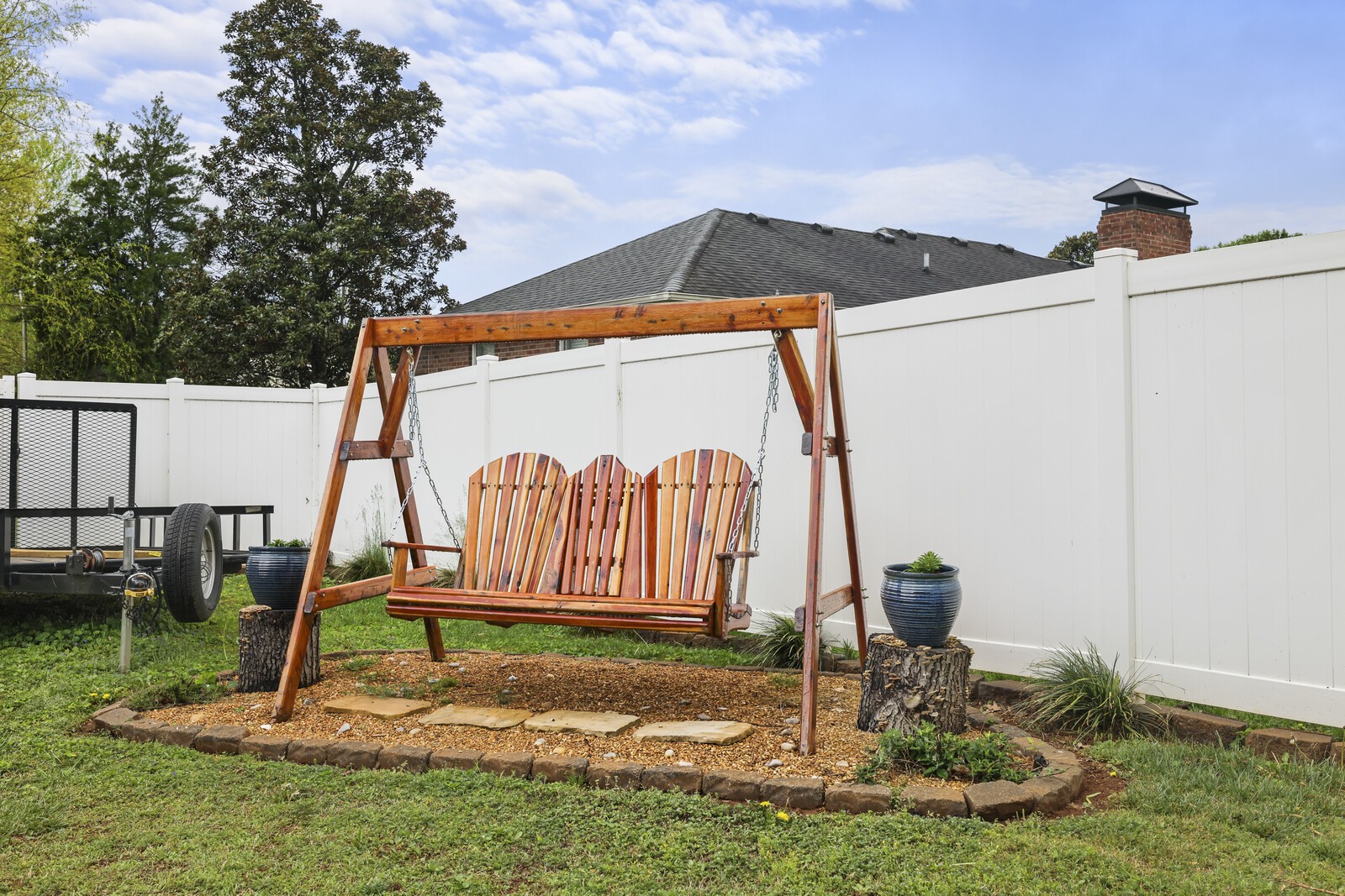 602 Majesty Dr
