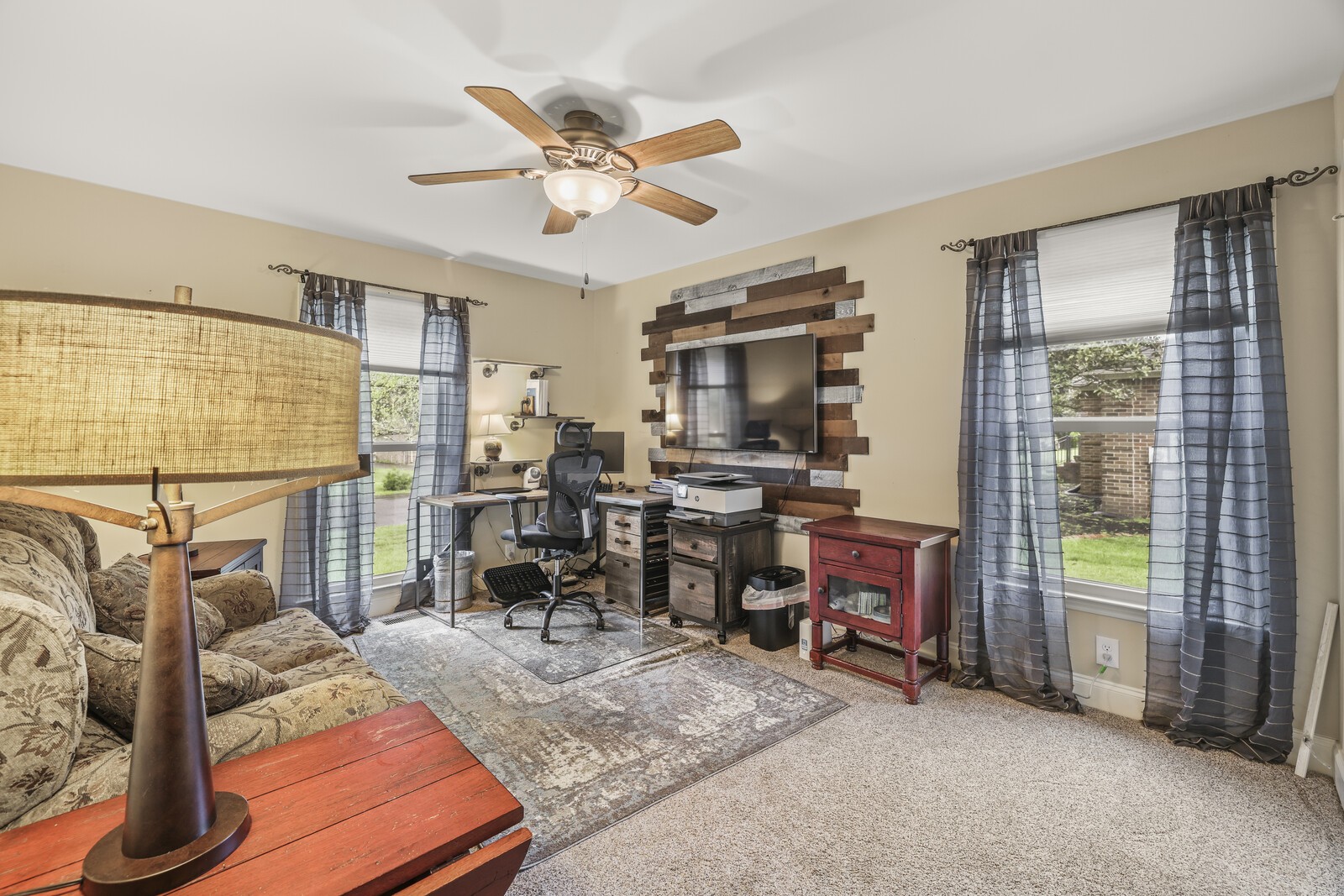 602 Majesty Dr
