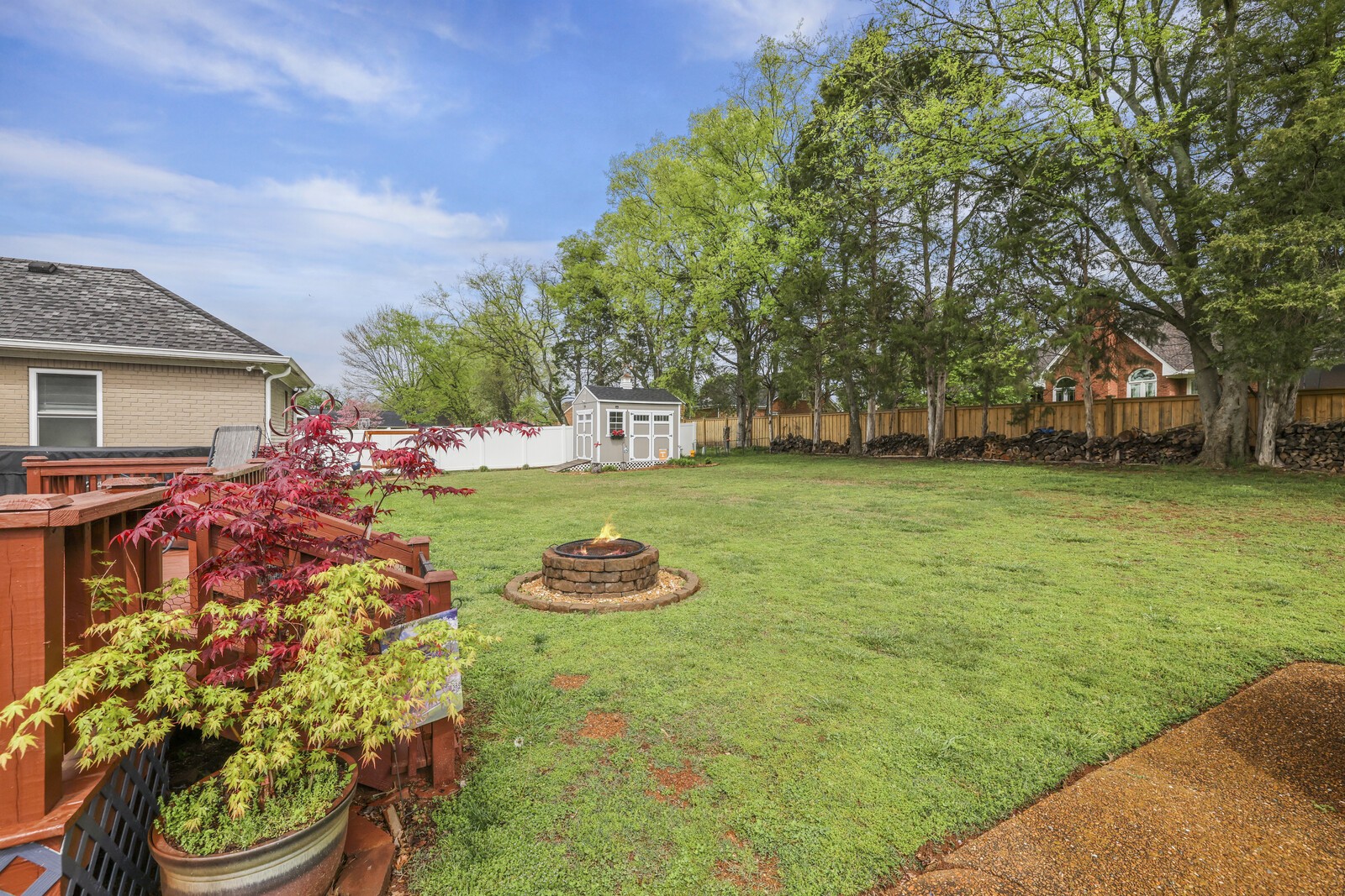 602 Majesty Dr