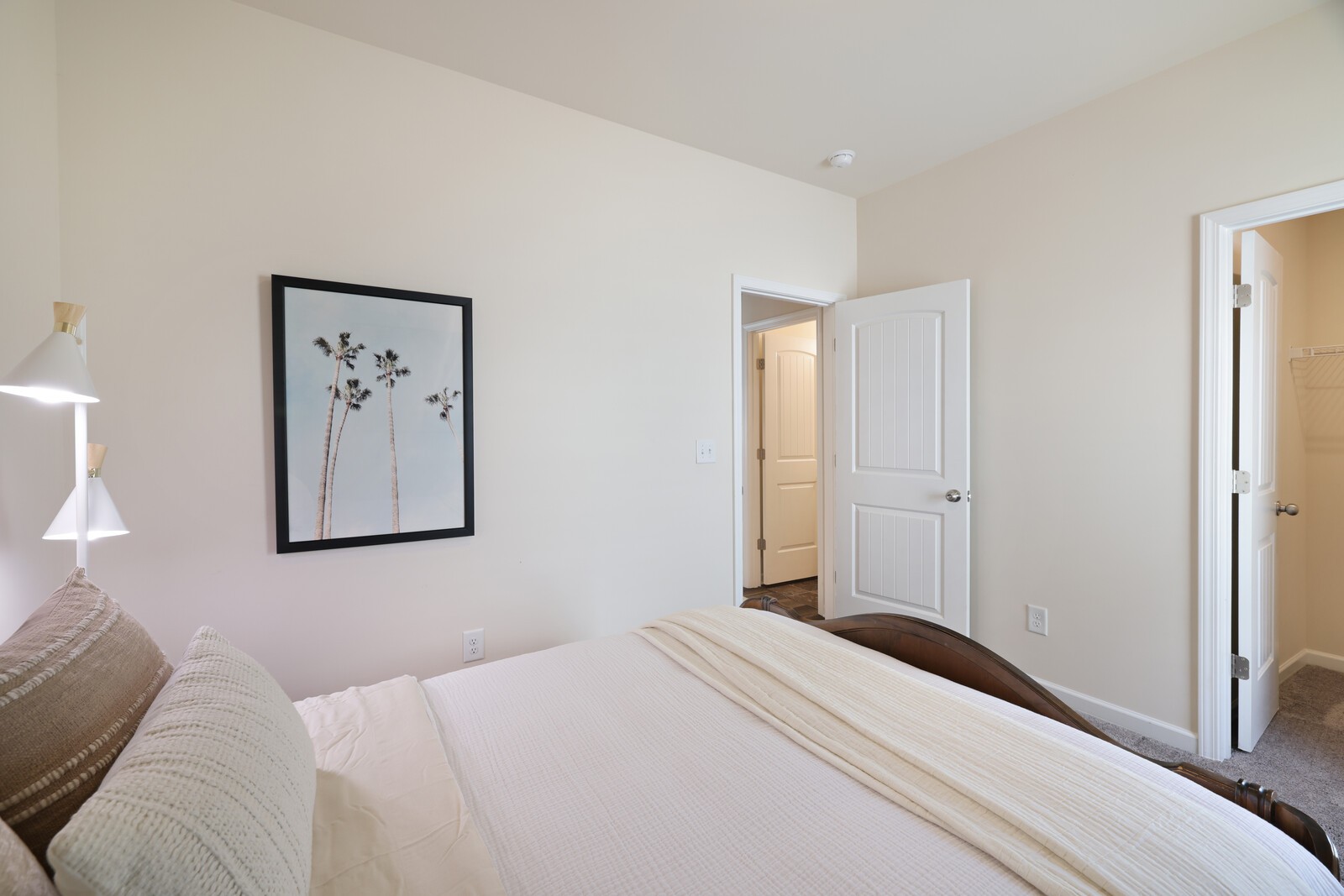 2221 Silverton Dr