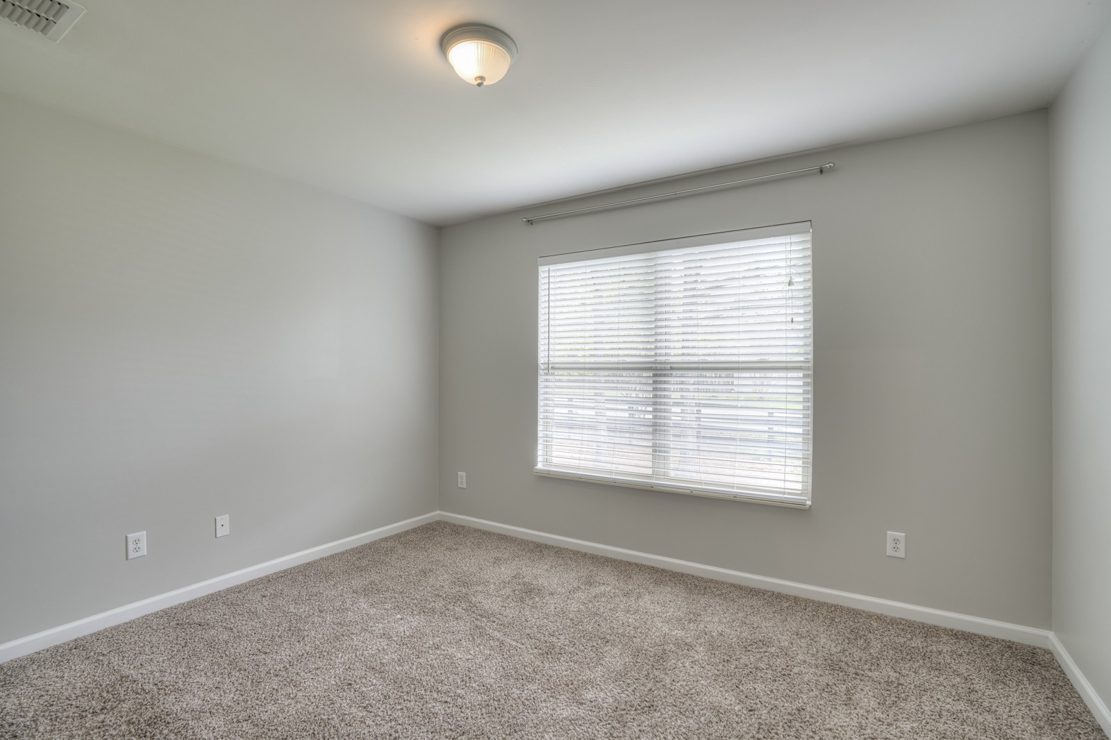 500 Griffin Cir