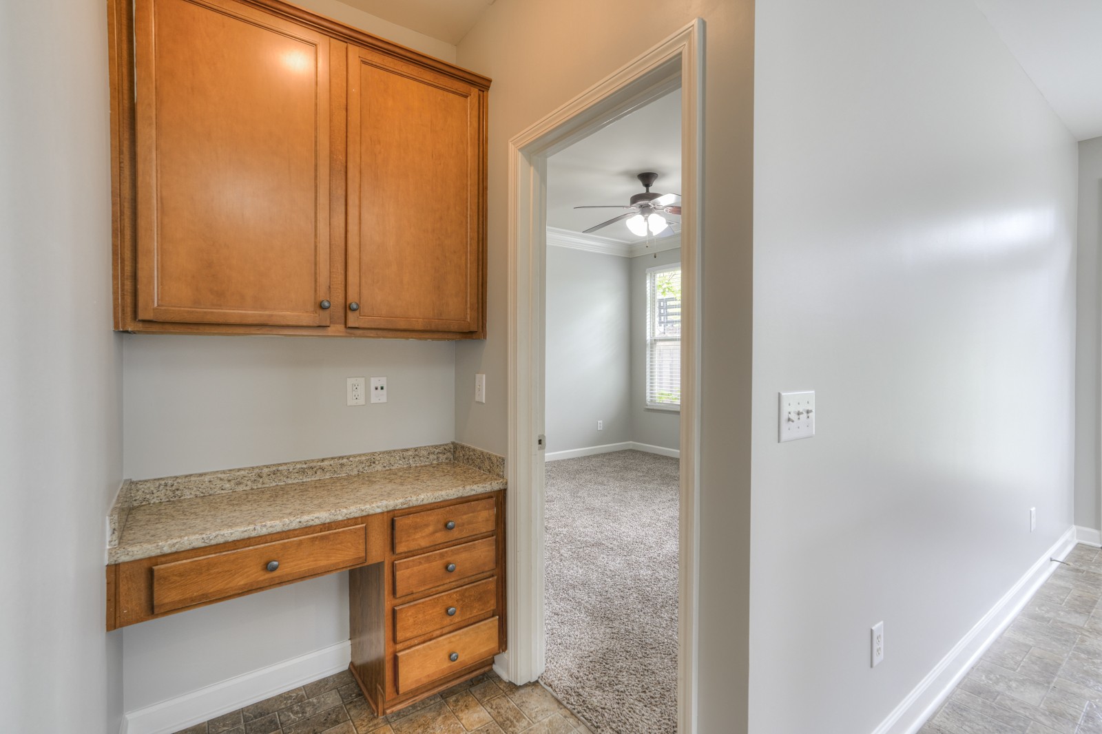 500 Griffin Cir
