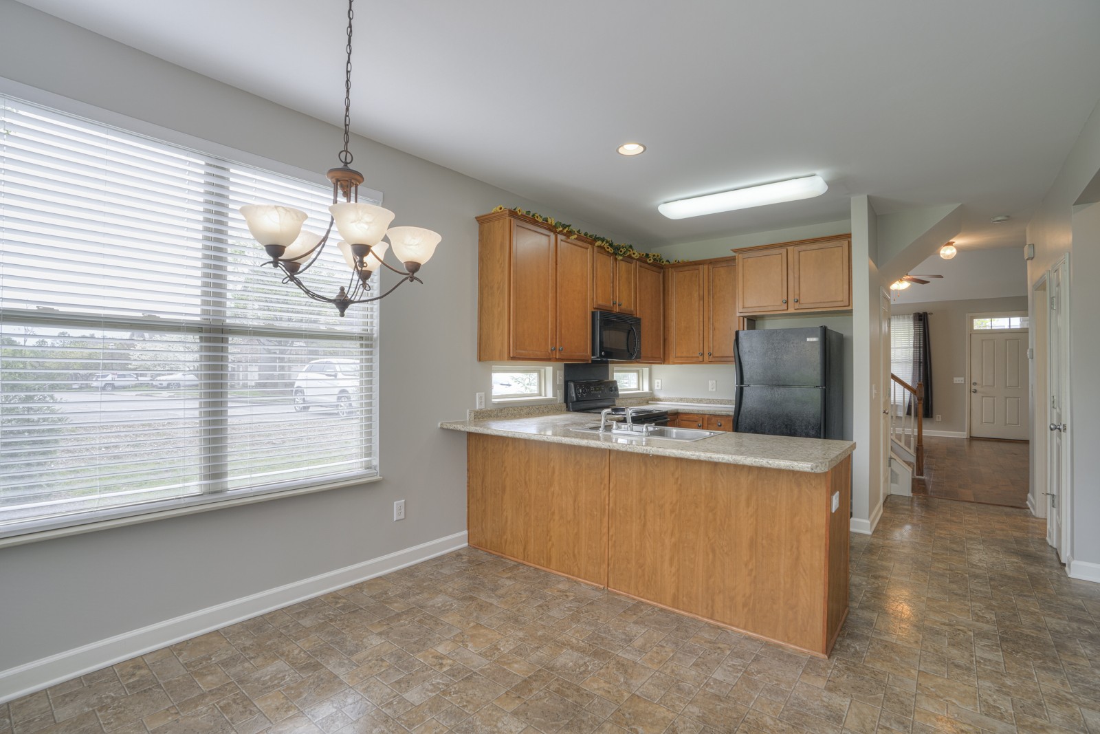 500 Griffin Cir