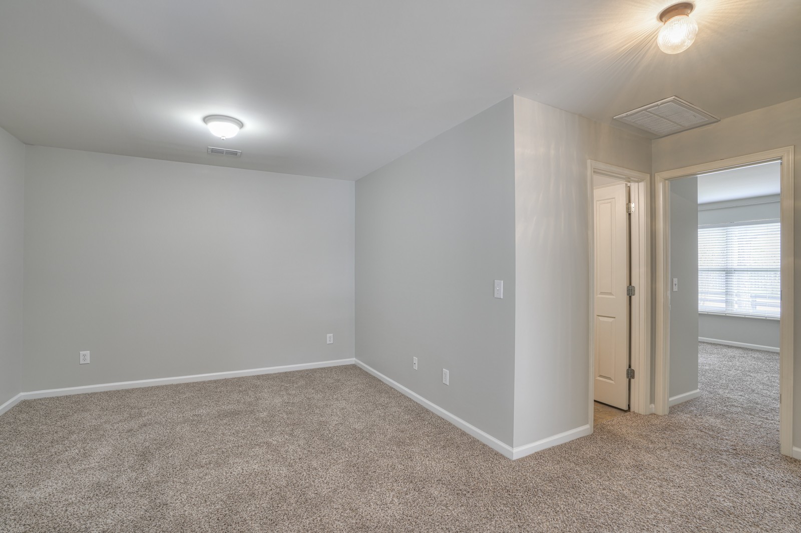500 Griffin Cir