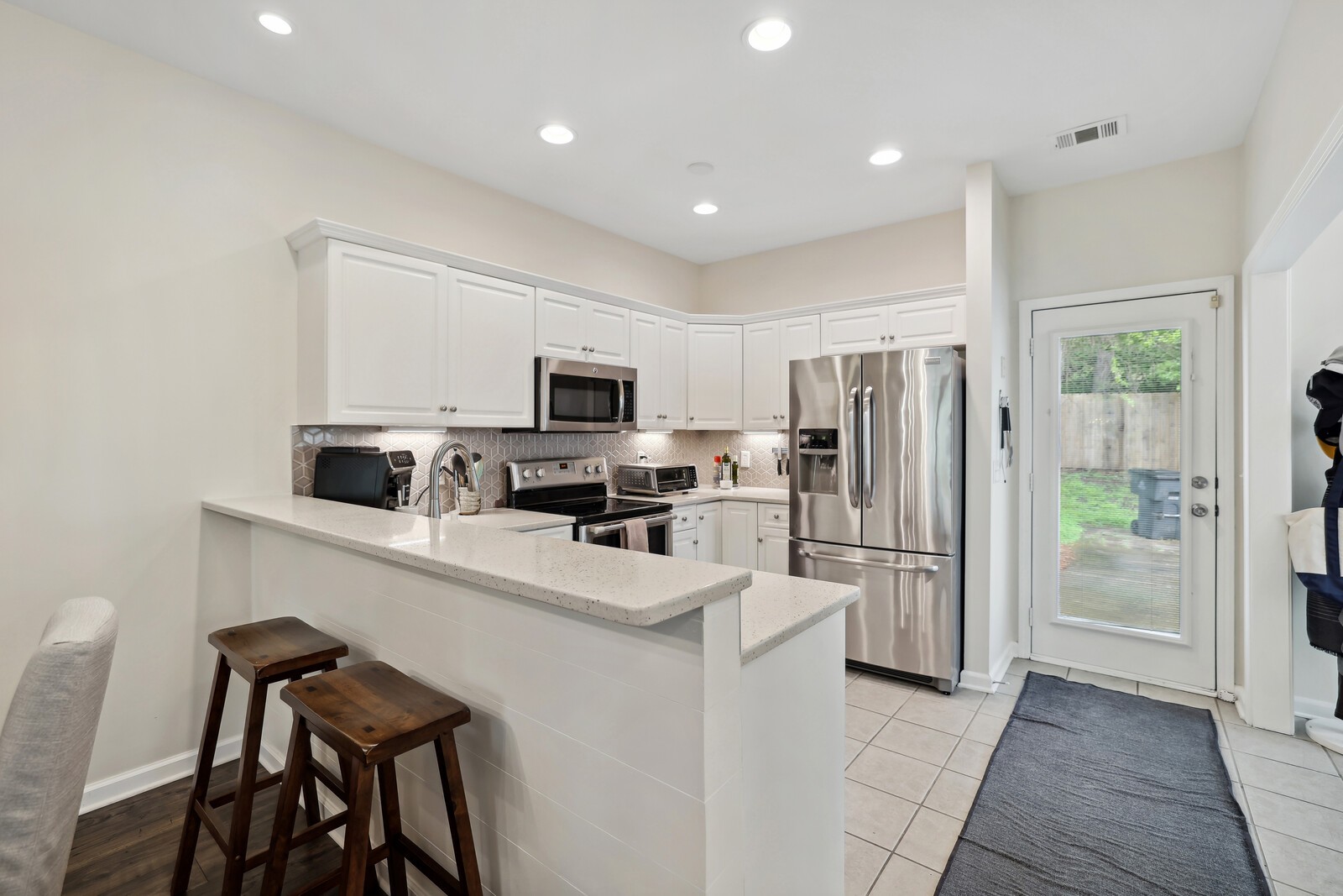 380 Normandy Cir