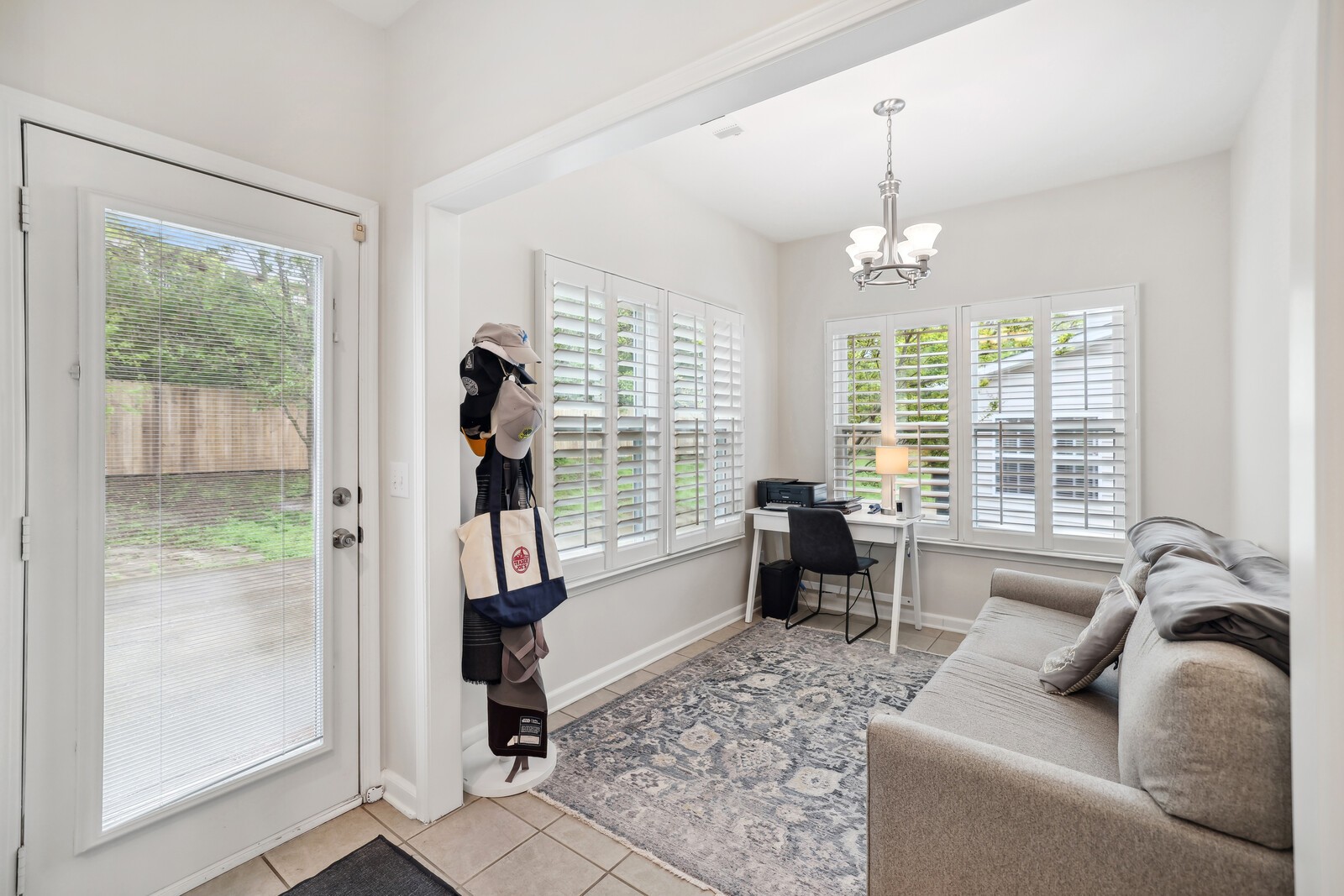 380 Normandy Cir