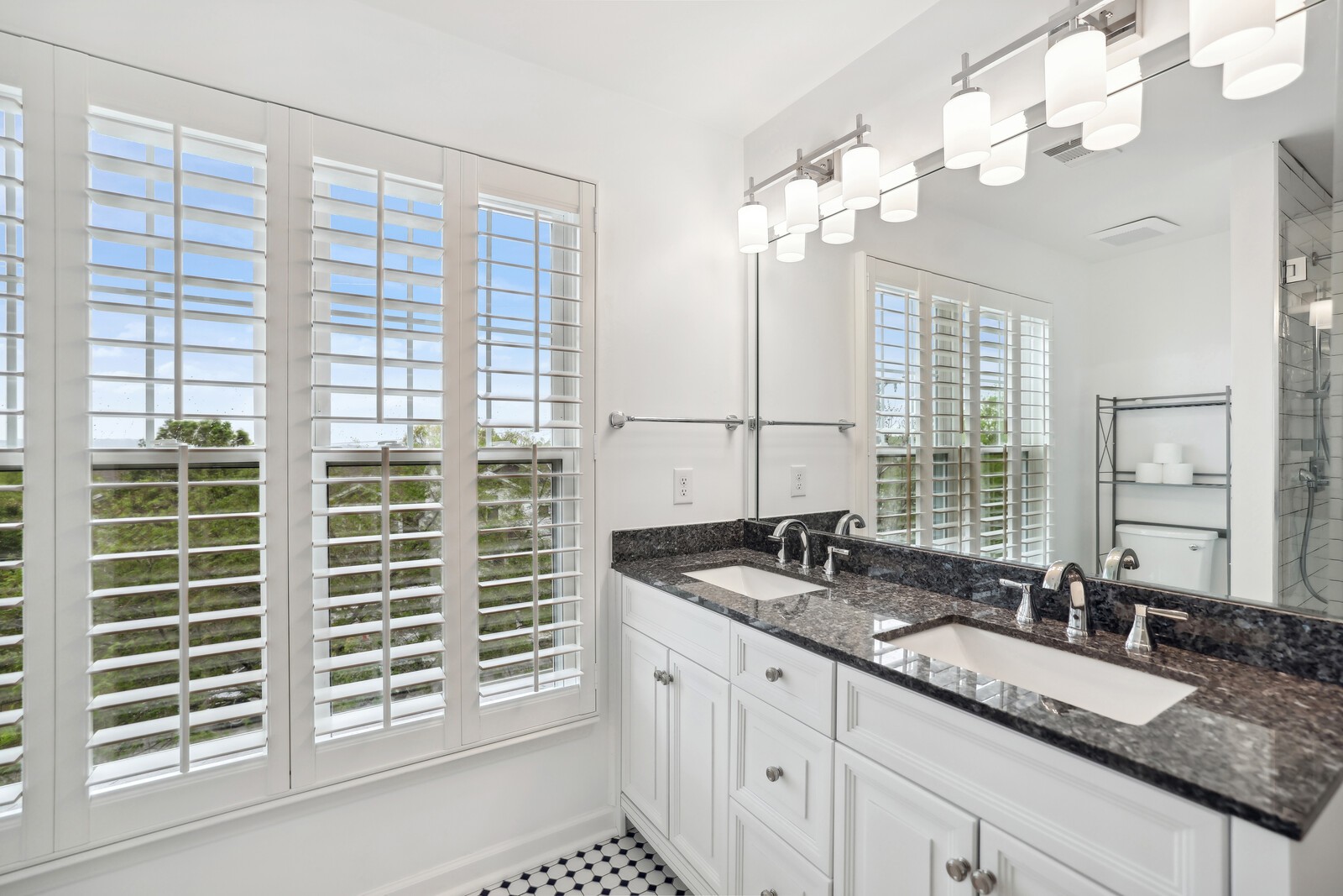 380 Normandy Cir