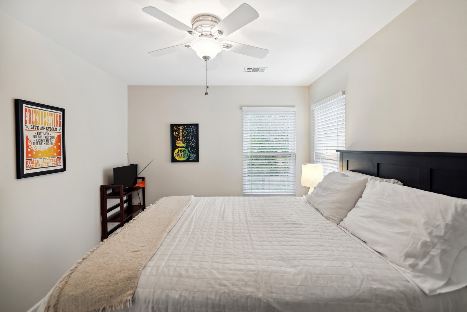 380 Normandy Cir
