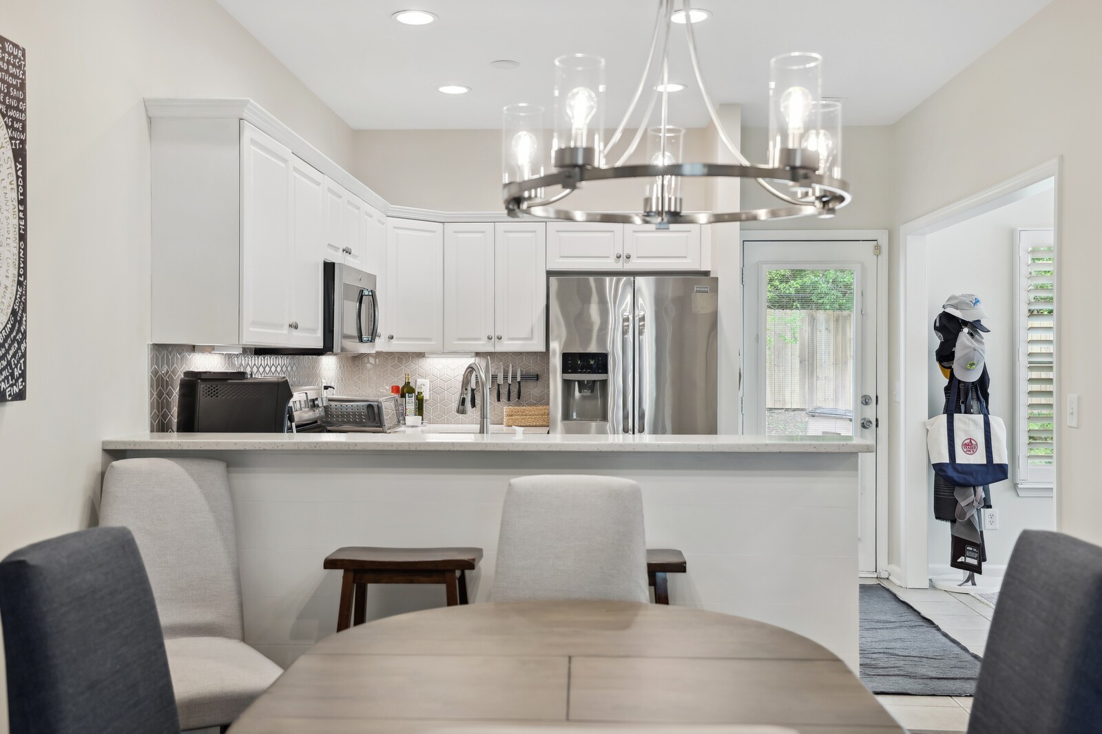 380 Normandy Cir