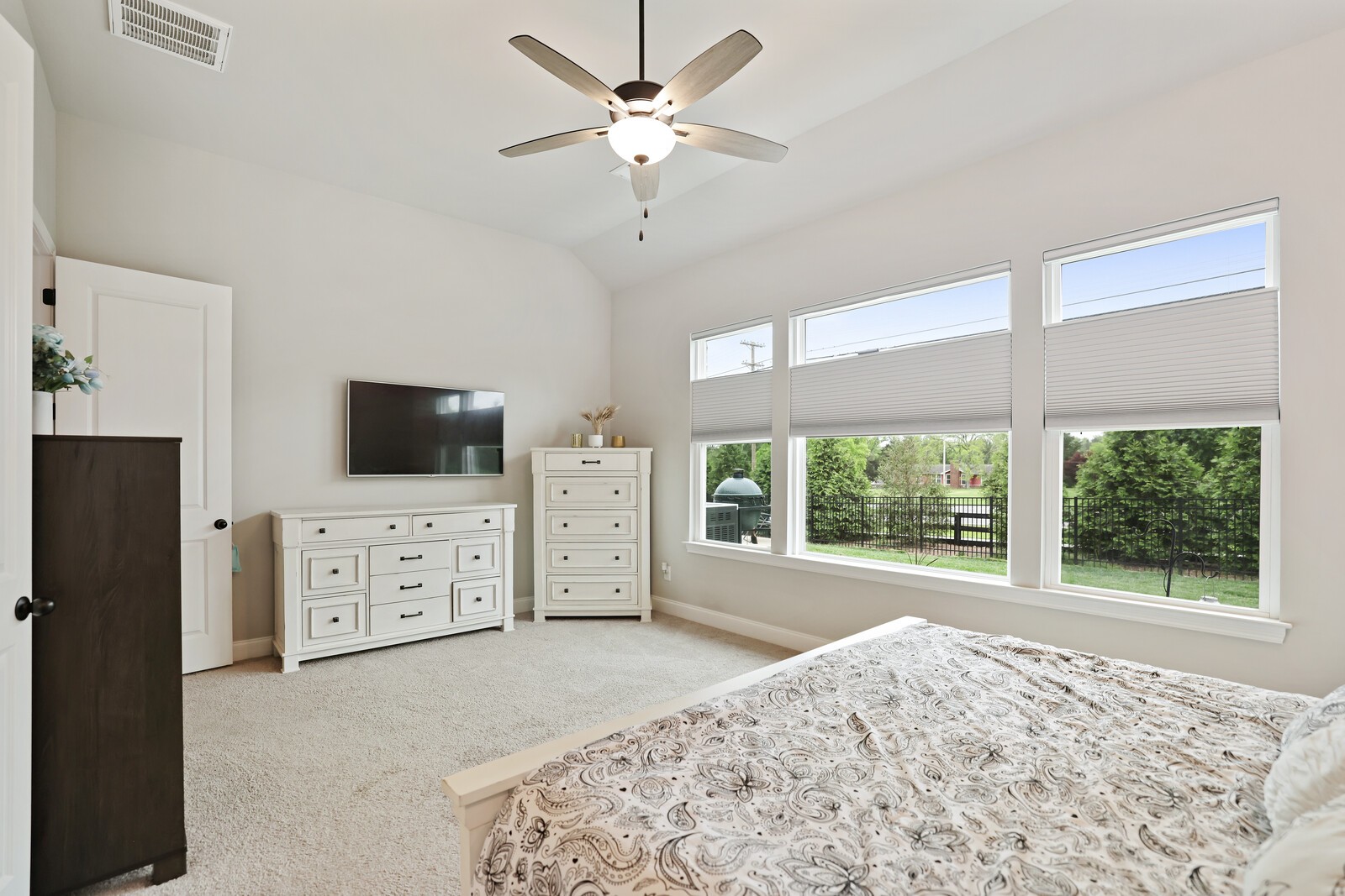 1103 Vicar Ln